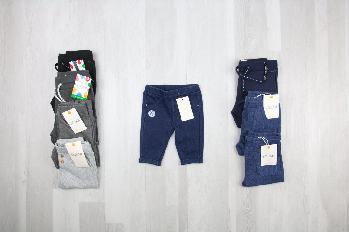 €3,60 al pezzo LOSAN stock abbigliamento bambini 136 pezzi - A/I - RIF. 6271