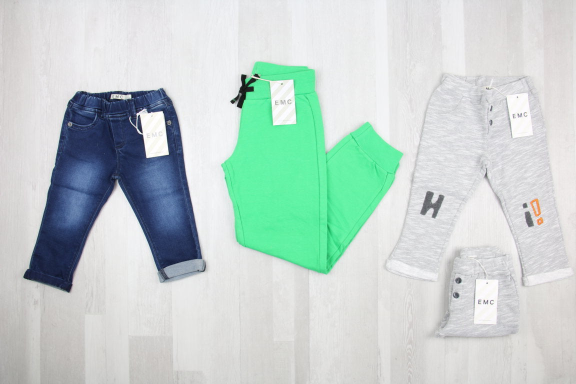 €4,00 al pezzo EMC stock abbigliamento bambini 85 pezzi - A/I - RIF. 6272