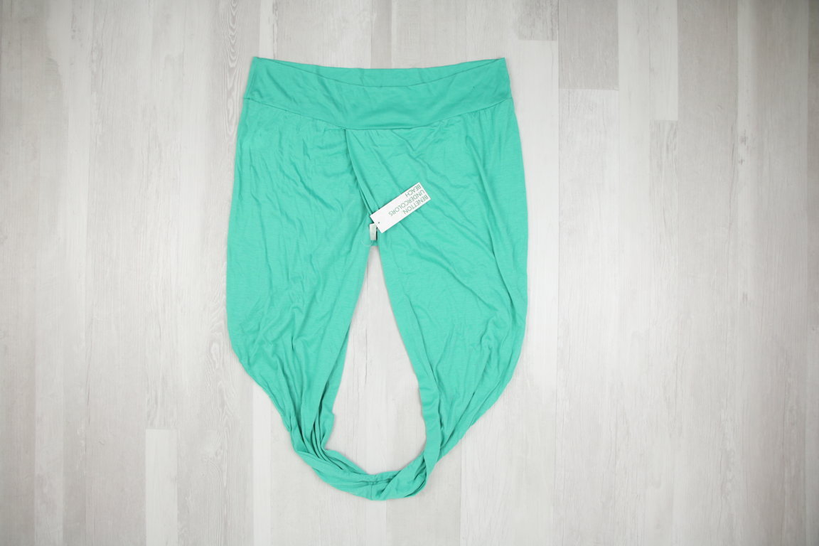 €1,80 al pezzo BENETTON stock abbigliamento e calzature donna e bambina 379 pezzi - 95% P/E - 5% A/I - RIF. 6048AF