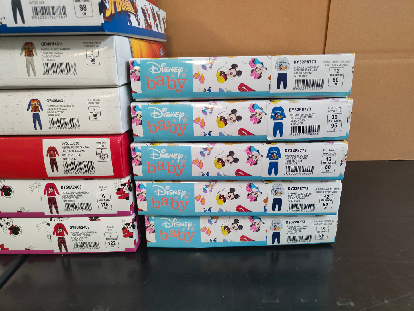 €5,00 al pezzo MARVEL, MIO PICCOLO, IRGE, KOTTON, DISNEY, ecc. stock pigiama e lenzuola bambini 38 pezzi - A/I - RIF. 6098AF