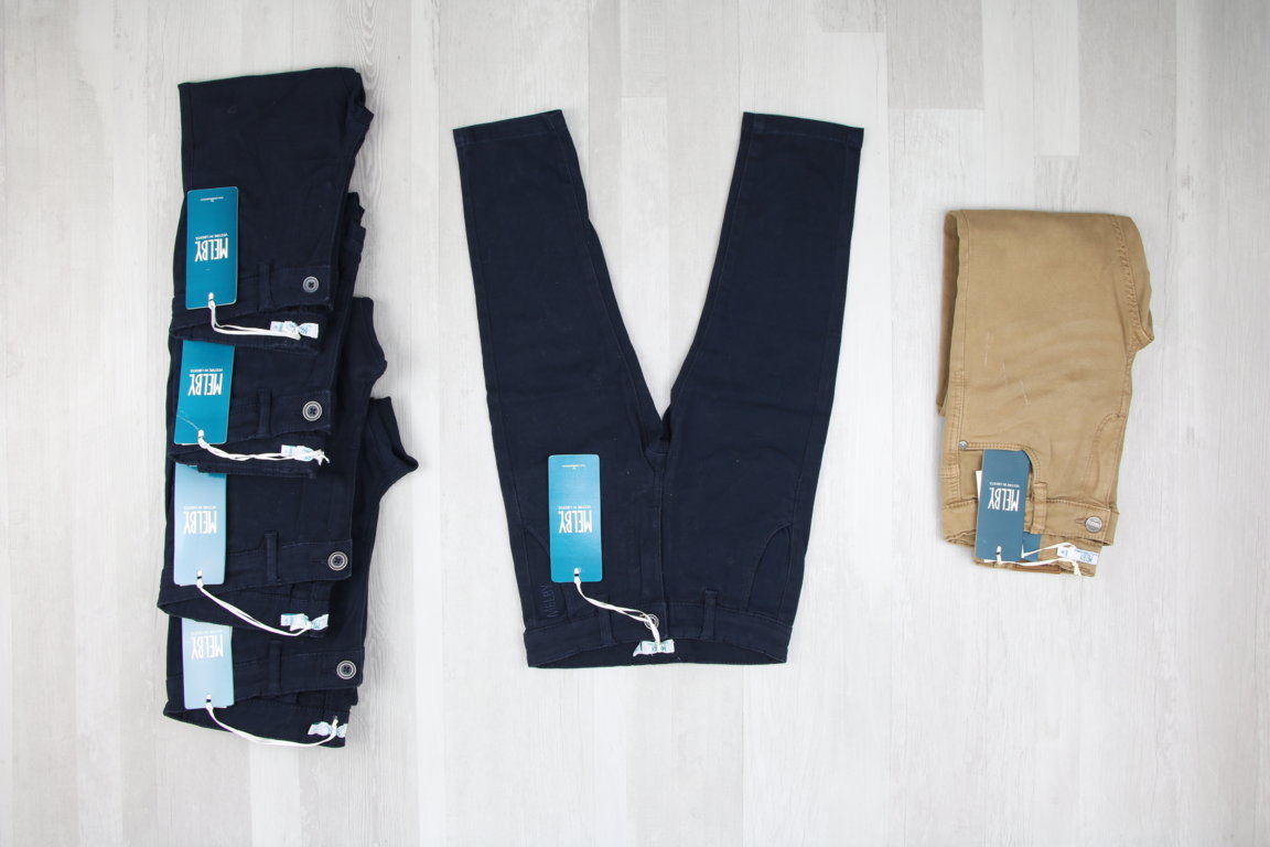 €4,50 al pezzo MELBY stock abbigliamento bambini 486 pezzi - A/I - RIF. 6276