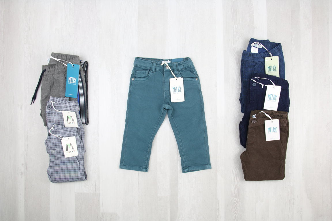 €4,50 al pezzo MELBY stock abbigliamento bambini 486 pezzi - A/I - RIF. 6276
