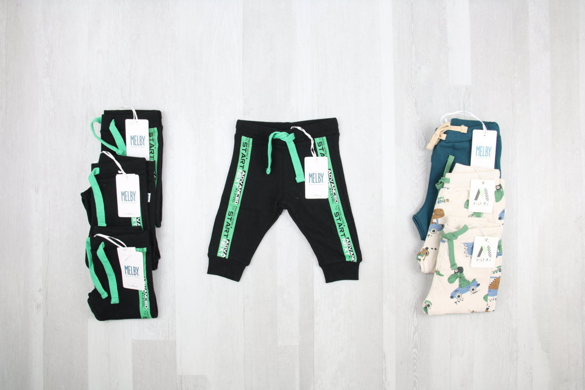 €4,50 al pezzo MELBY stock abbigliamento bambini 486 pezzi - A/I - RIF. 6276