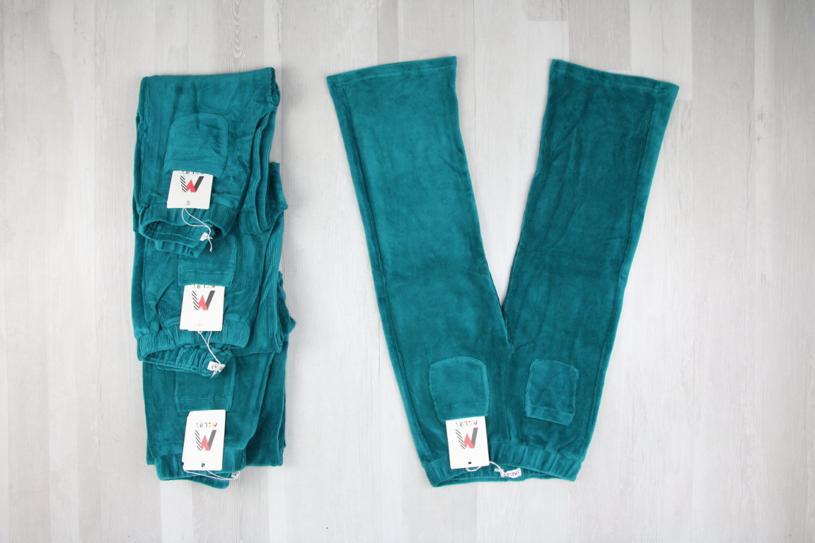 €4,50 al pezzo MELBY stock abbigliamento bambini 486 pezzi - A/I - RIF. 6276