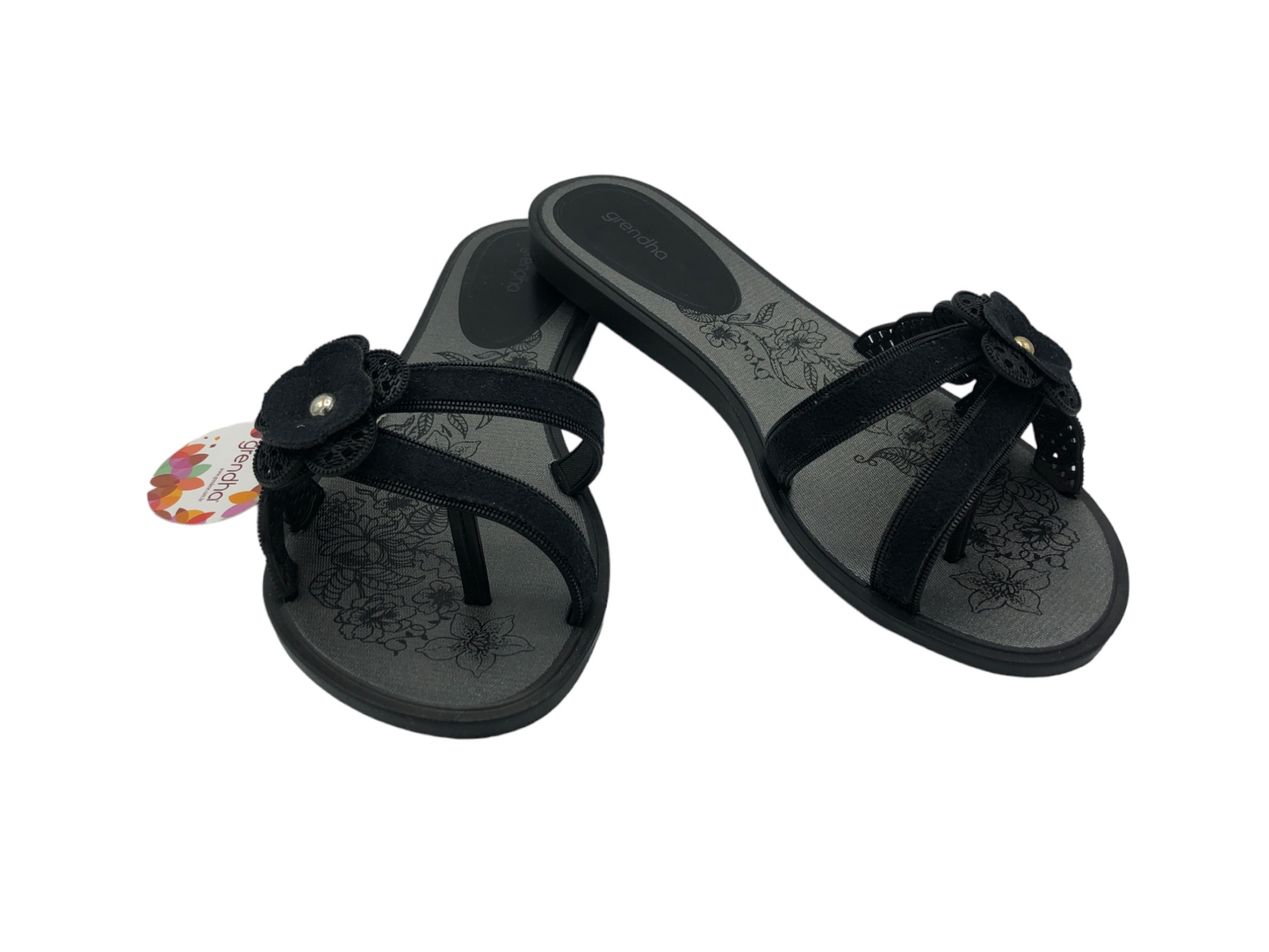 €9,73 al pezzo NEW BALANCE, ADIDAS, NIKE, GRENDHA, IPANEMA, ARENA stock calzature uomo, donna, bambini 96 pezzi - P/E - RIF. 6123AF