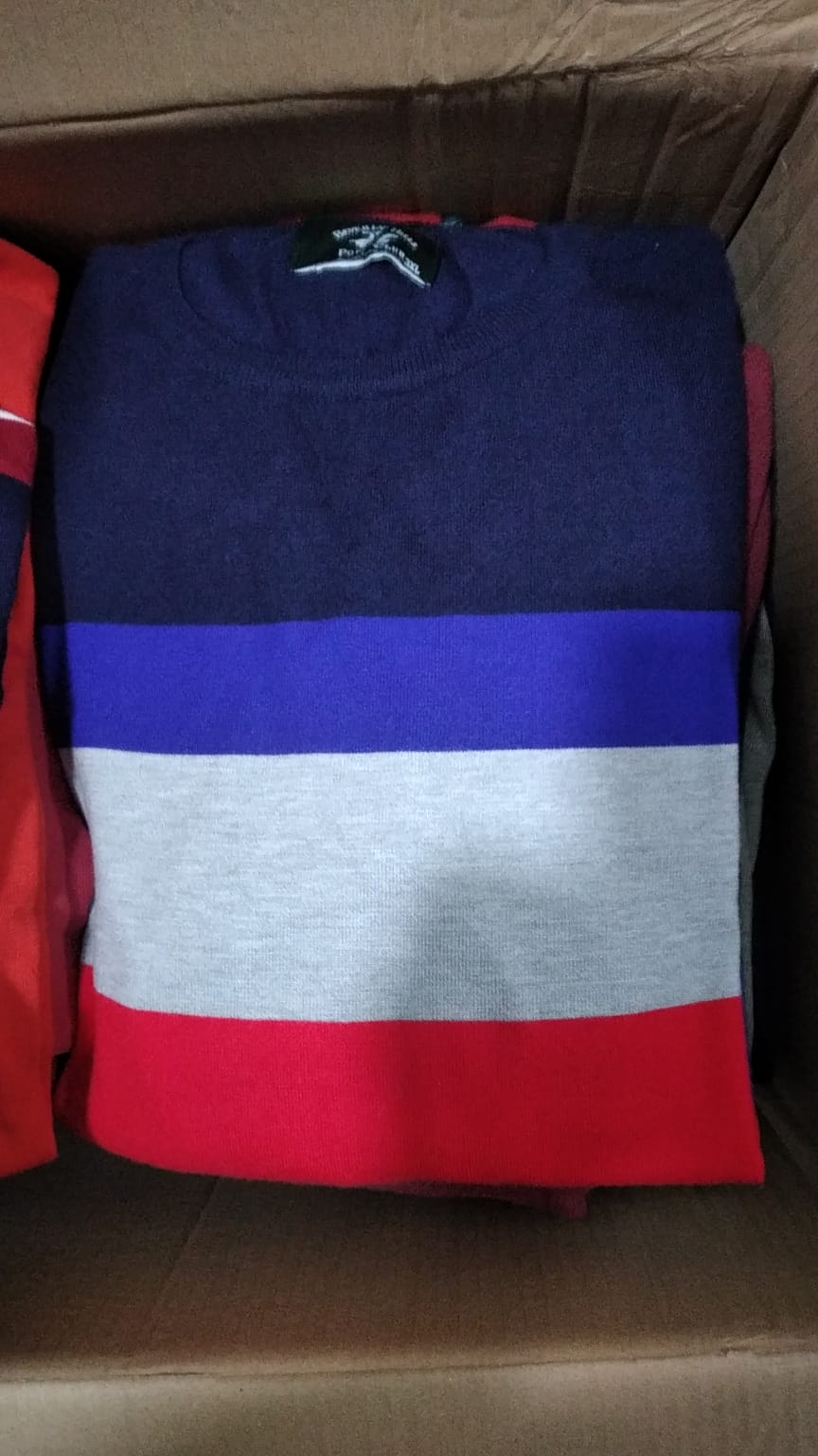 €11,00 al pezzo POLO CLUB stock pullover uomo 80 pezzi - A/I - RIF. TV6065