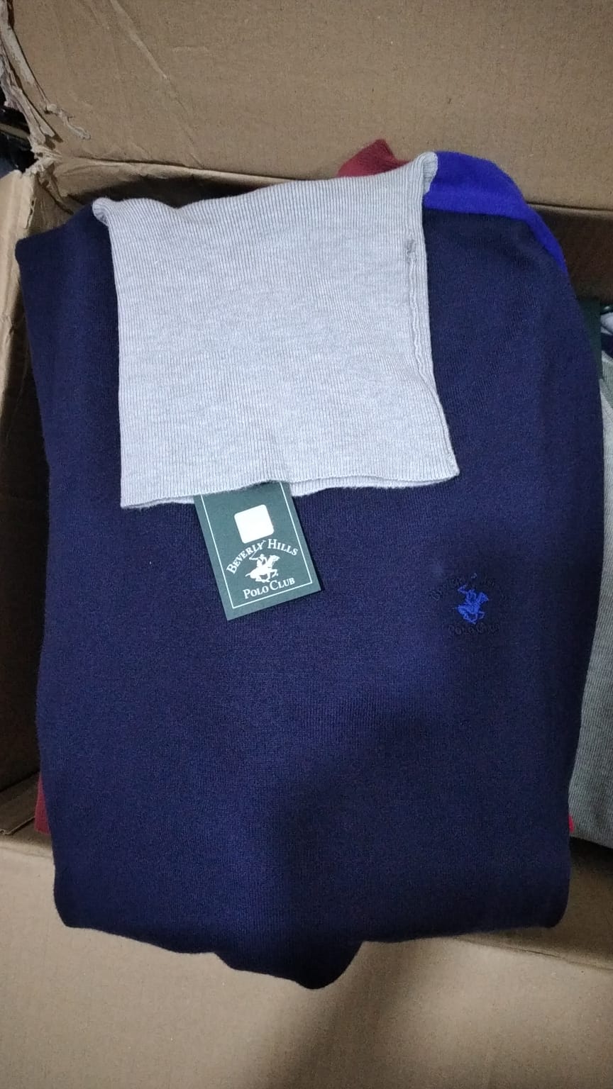 €11,00 al pezzo POLO CLUB stock pullover uomo 80 pezzi - A/I - RIF. TV6065