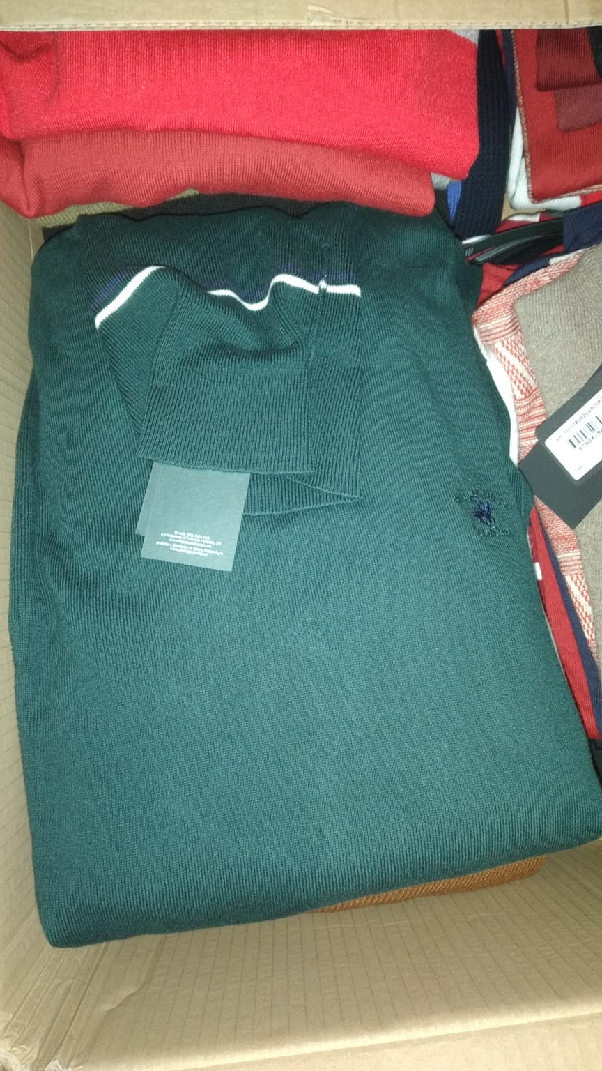 €11,00 al pezzo POLO CLUB stock pullover uomo 80 pezzi - A/I - RIF. TV6065