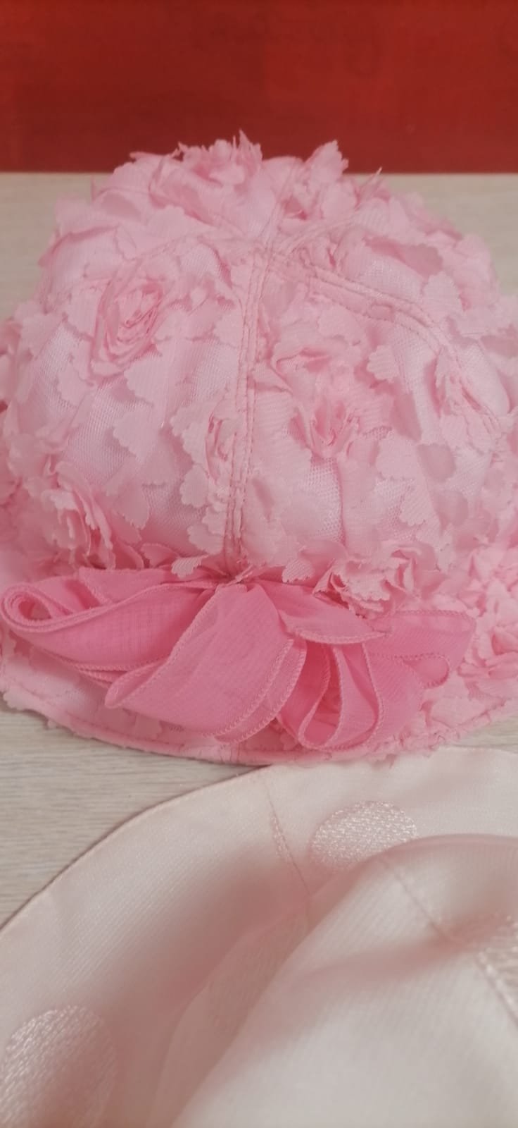 €3,80 al pezzo ALETTA, BLUMARINE, TRUSSARDI, TIMBERLAND, ALVIERO MARTINI stock cappelli bambini 276 pezzi - P/E - RIF. TV6030
