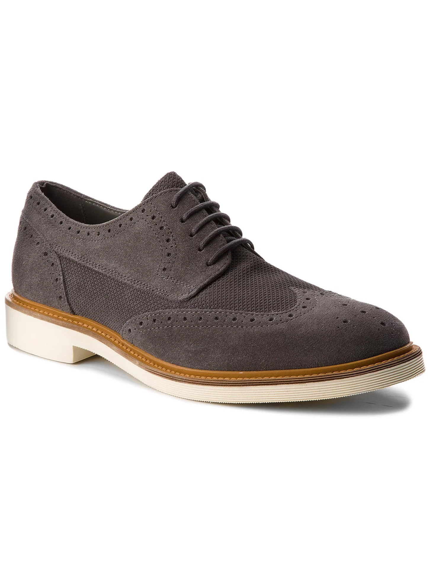 €18.00 per pair GEOX stock of men's, women's and <tc>Kids</tc> shoes 3917 pieces - <tc>F/W</tc> - <tc>S/S</tc> - REF. TV6031