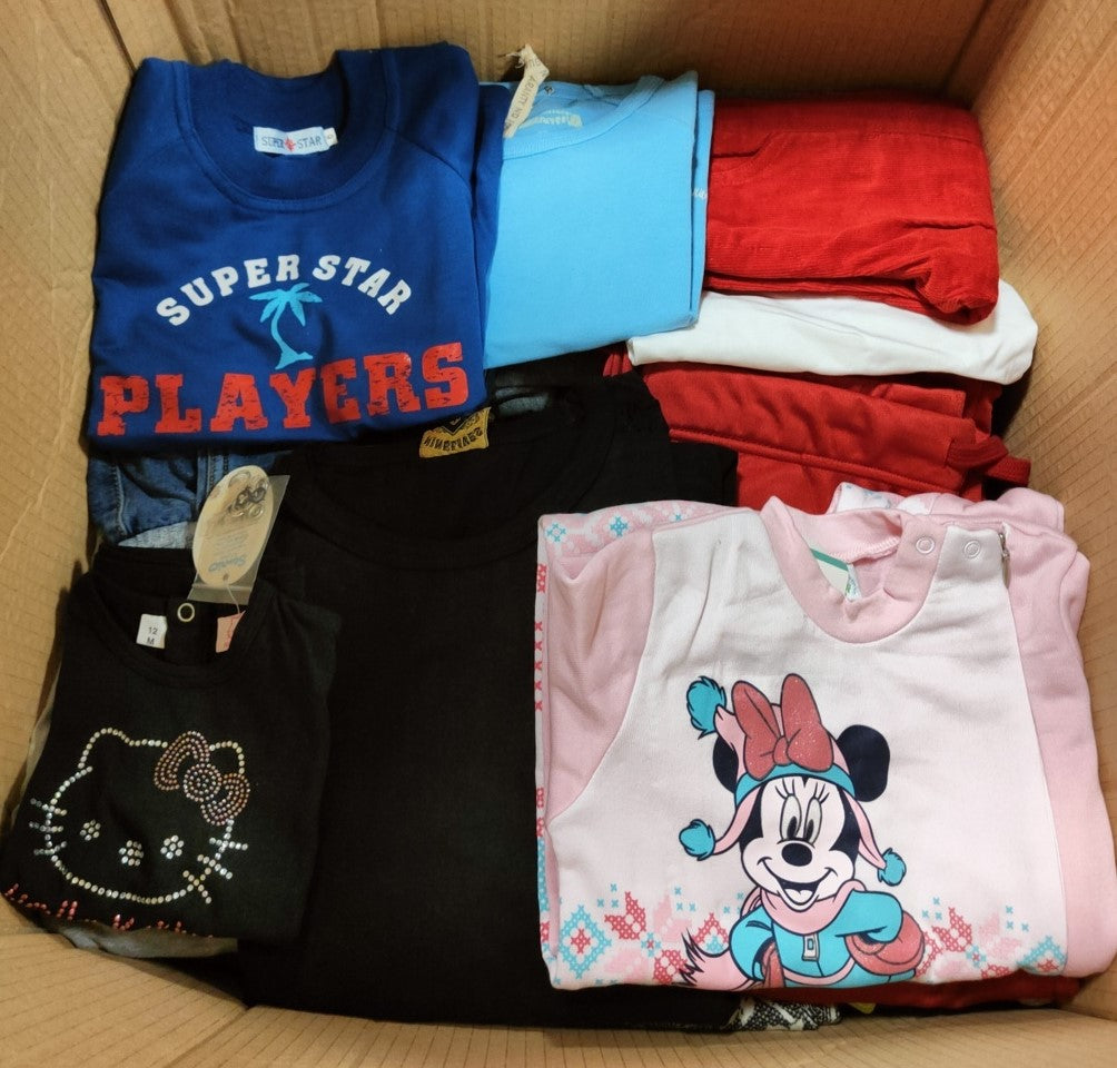 €2,30 al pezzo EMPORIO , CAMEL, CACHAREL, LUISA VIOLA, CAFE' NOIR, AMA , ecc. stock abbigliamento uomo, donna e bambini 1700 pezzi - A/I - P/E - RIF. 6039AF