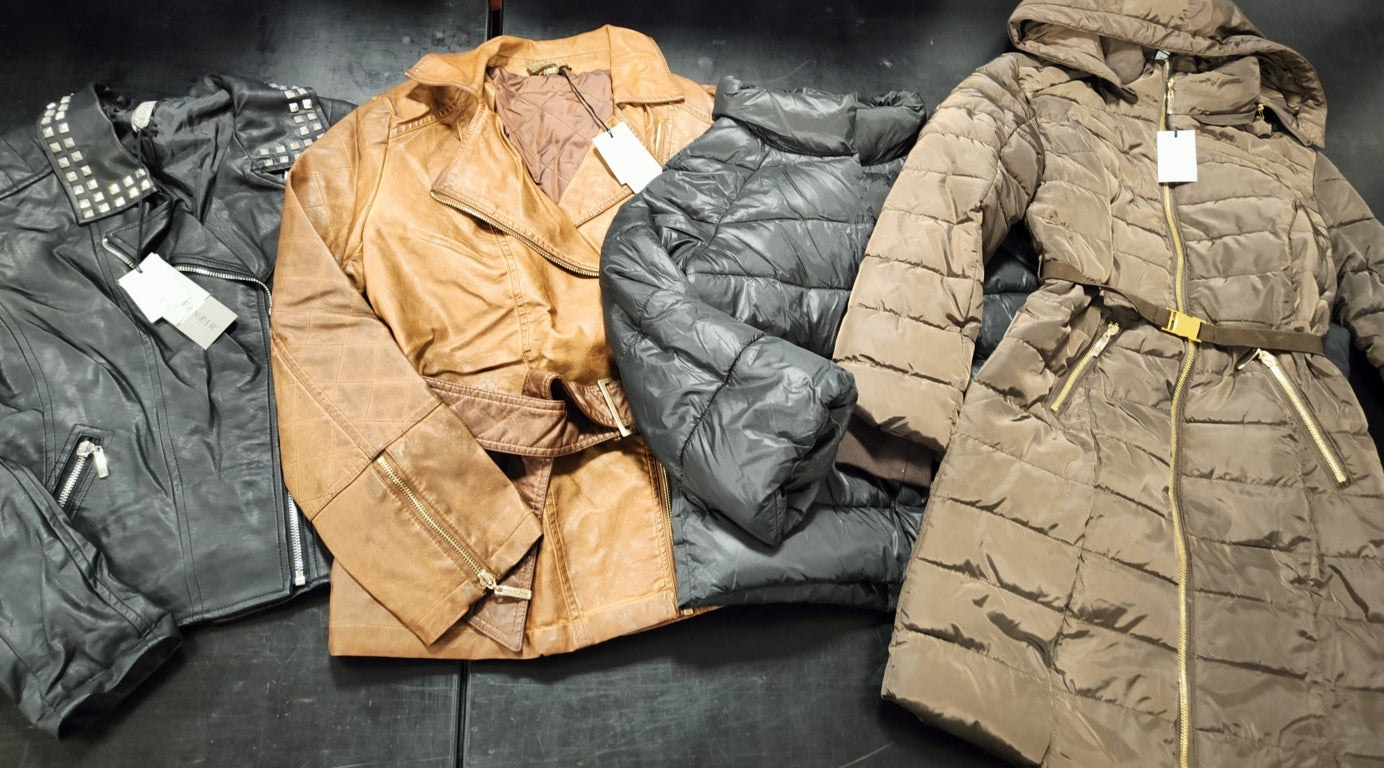 €2,30 al pezzo EMPORIO , CAMEL, CACHAREL, LUISA VIOLA, CAFE' NOIR, AMA , ecc. stock abbigliamento uomo, donna e bambini 1700 pezzi - A/I - P/E - RIF. 6039AF
