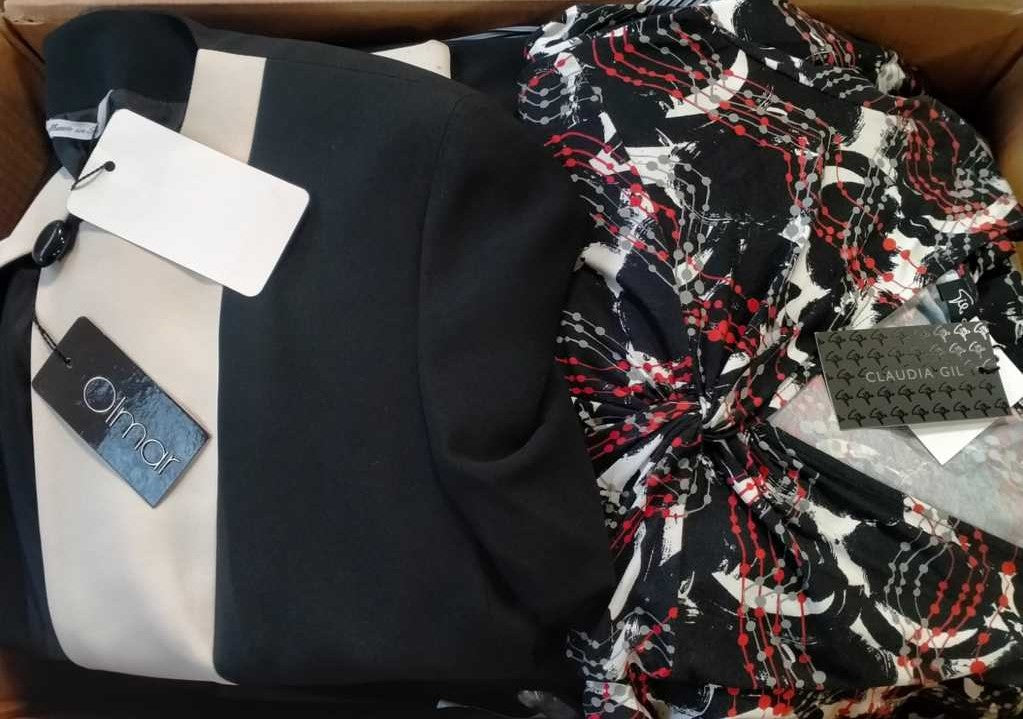 €2,30 al pezzo EMPORIO , CAMEL, CACHAREL, LUISA VIOLA, CAFE' NOIR, AMA , ecc. stock abbigliamento uomo, donna e bambini 1700 pezzi - A/I - P/E - RIF. 6039AF
