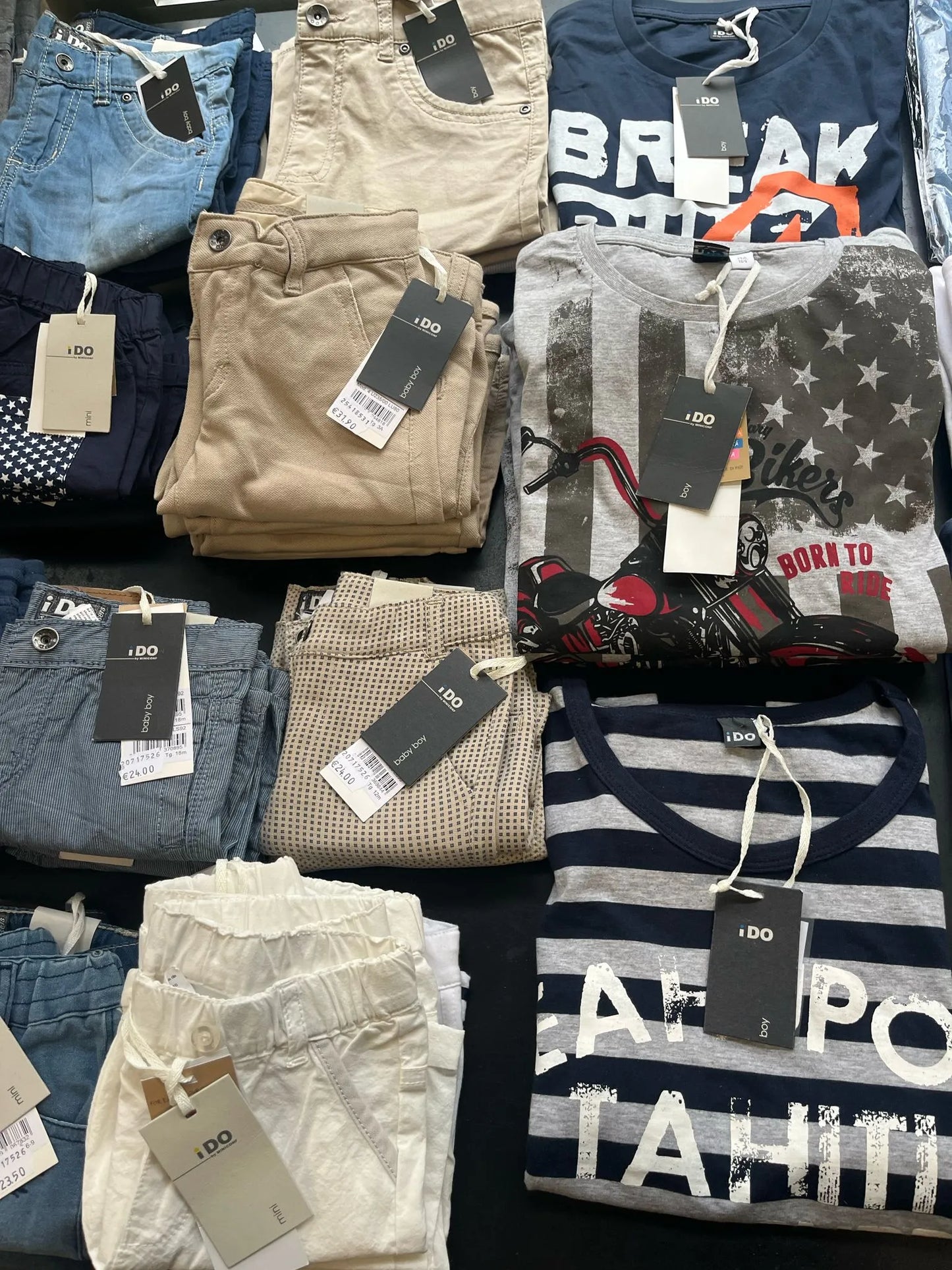 €3.00 each I DO stock kids' clothing 136 pieces - SS - REF. 6241P