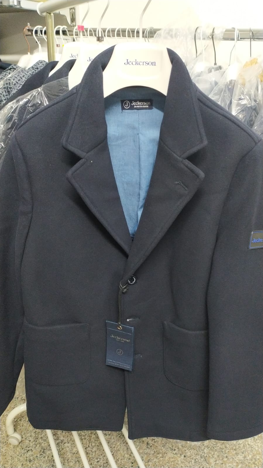 €15,50 al pezzo JECKERSON stock abbigliamento bambino 500 pezzi - A/I - RIF. TV6105