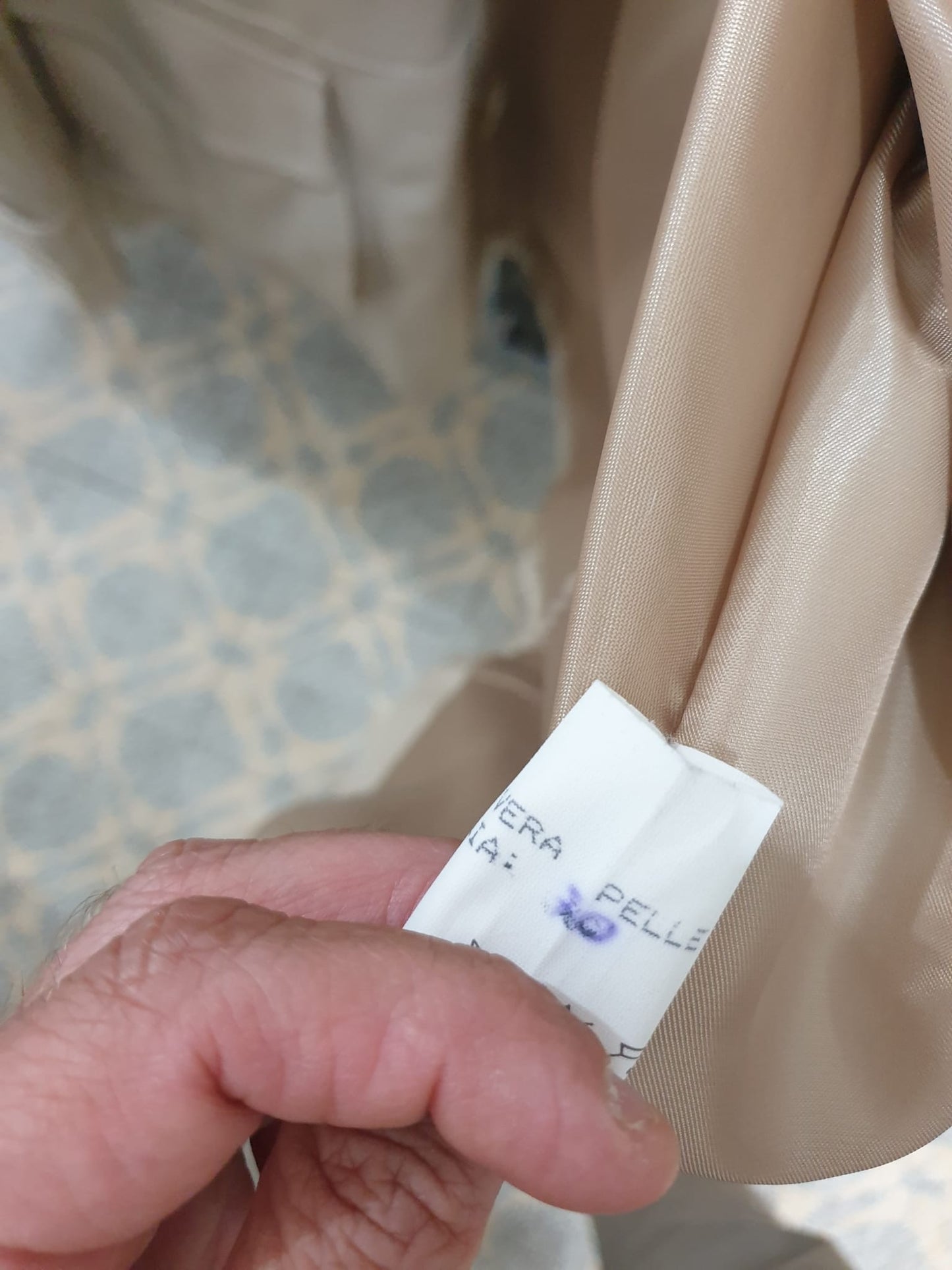 €2.80 per piece MADE IN ITALY men's clothing stock 2000 pieces - S/S F/W - REF. TV6108