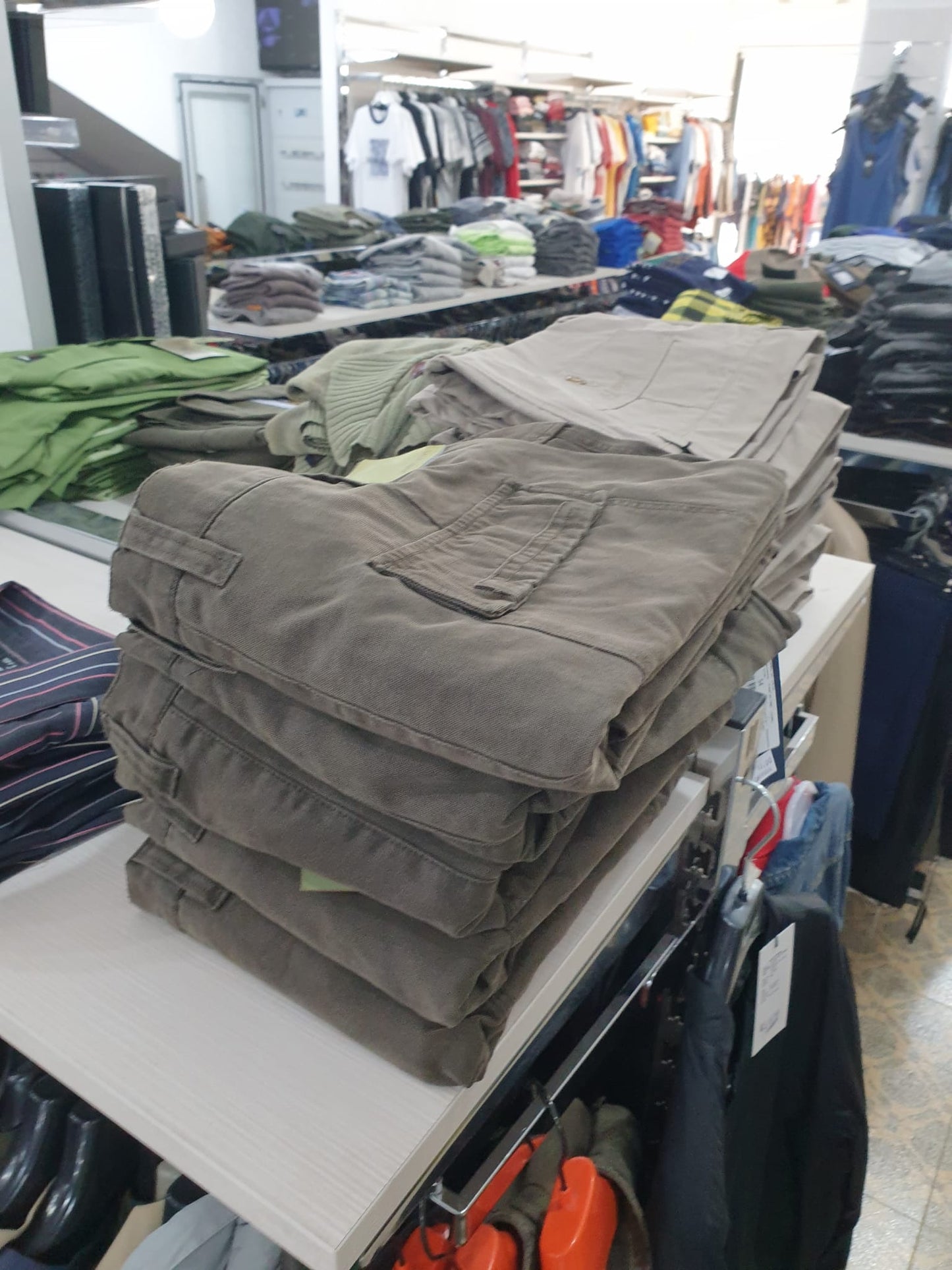 €2.80 per piece MADE IN ITALY men's clothing stock 2000 pieces - S/S F/W - REF. TV6108