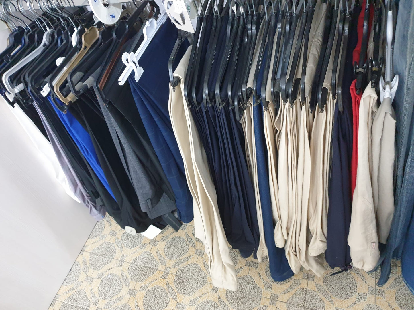 €2.80 per piece MADE IN ITALY men's clothing stock 2000 pieces - S/S F/W - REF. TV6108