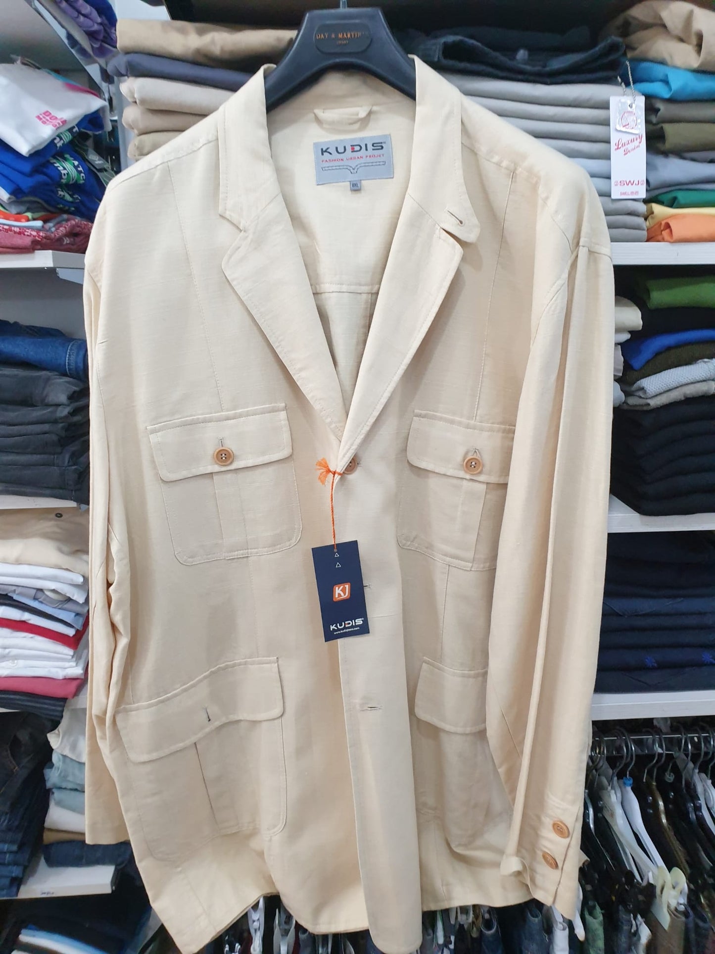 €2.80 per piece MADE IN ITALY men's clothing stock 2000 pieces - S/S F/W - REF. TV6108