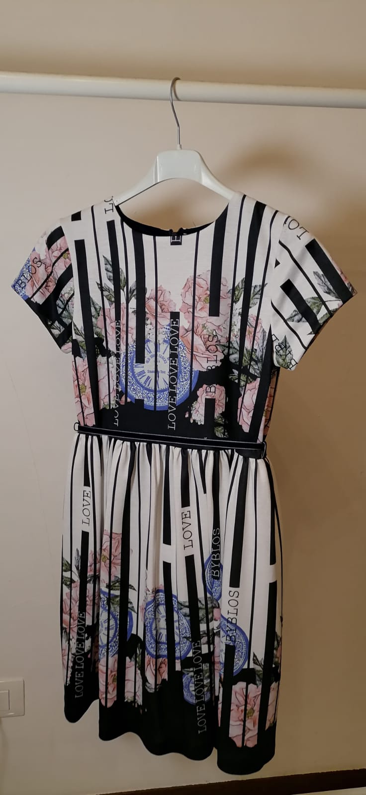 €4,86 al pezzo MEILISA BAY, BYBLOS, TUC TUC, MASH, NEILL KATTER, ecc. stock abbigliamento bambini 1583 pezzi - A/I - P/E - RIF. TV6143