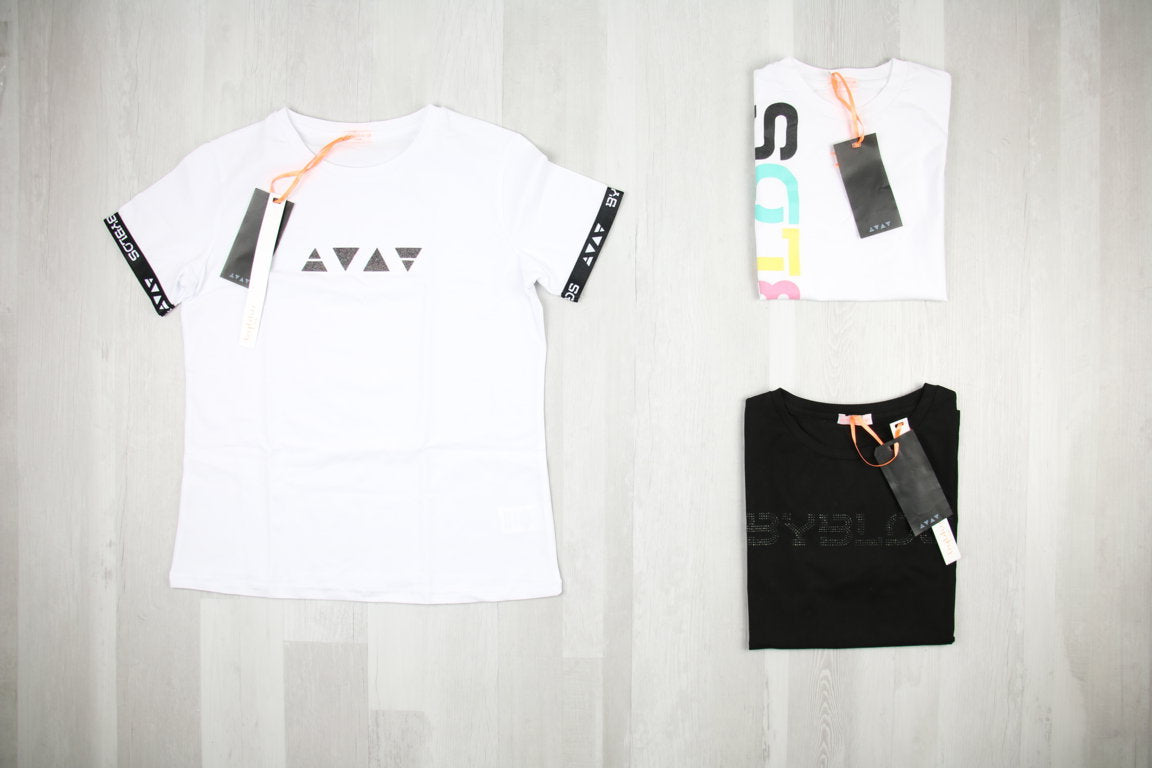 €5,00 al pezzo GUESS, PLEASE, FRACOMINA, ANTONY MORATO, BYBLOS, ecc. stock abbigliamento bambini 41 pezzi - P/E - RIF. 6071AF