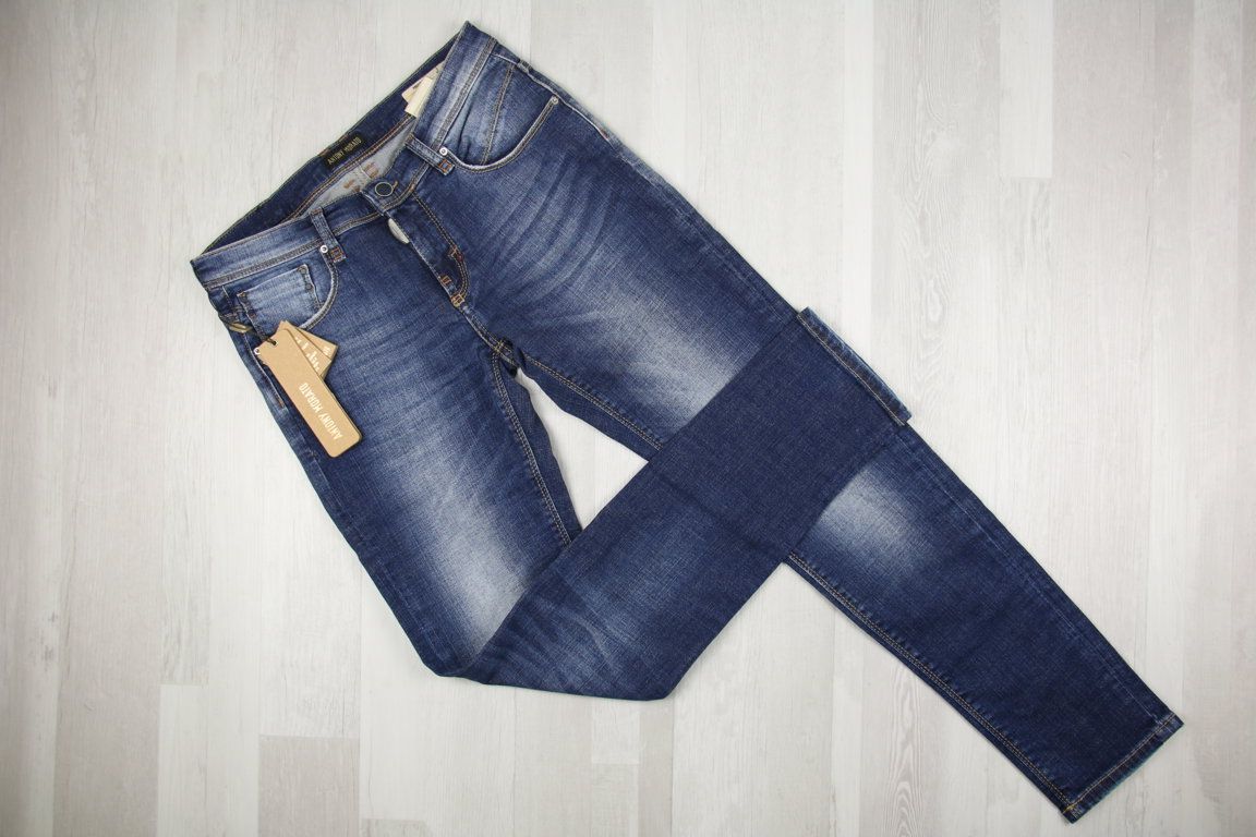 10,00 € la pièce BYBLOS, DONDUP, FRACOMINA, IL GUFO, LIUJO, etc. stock de vêtements pour enfants 87 pièces - SS - FW - REF. 6173AF