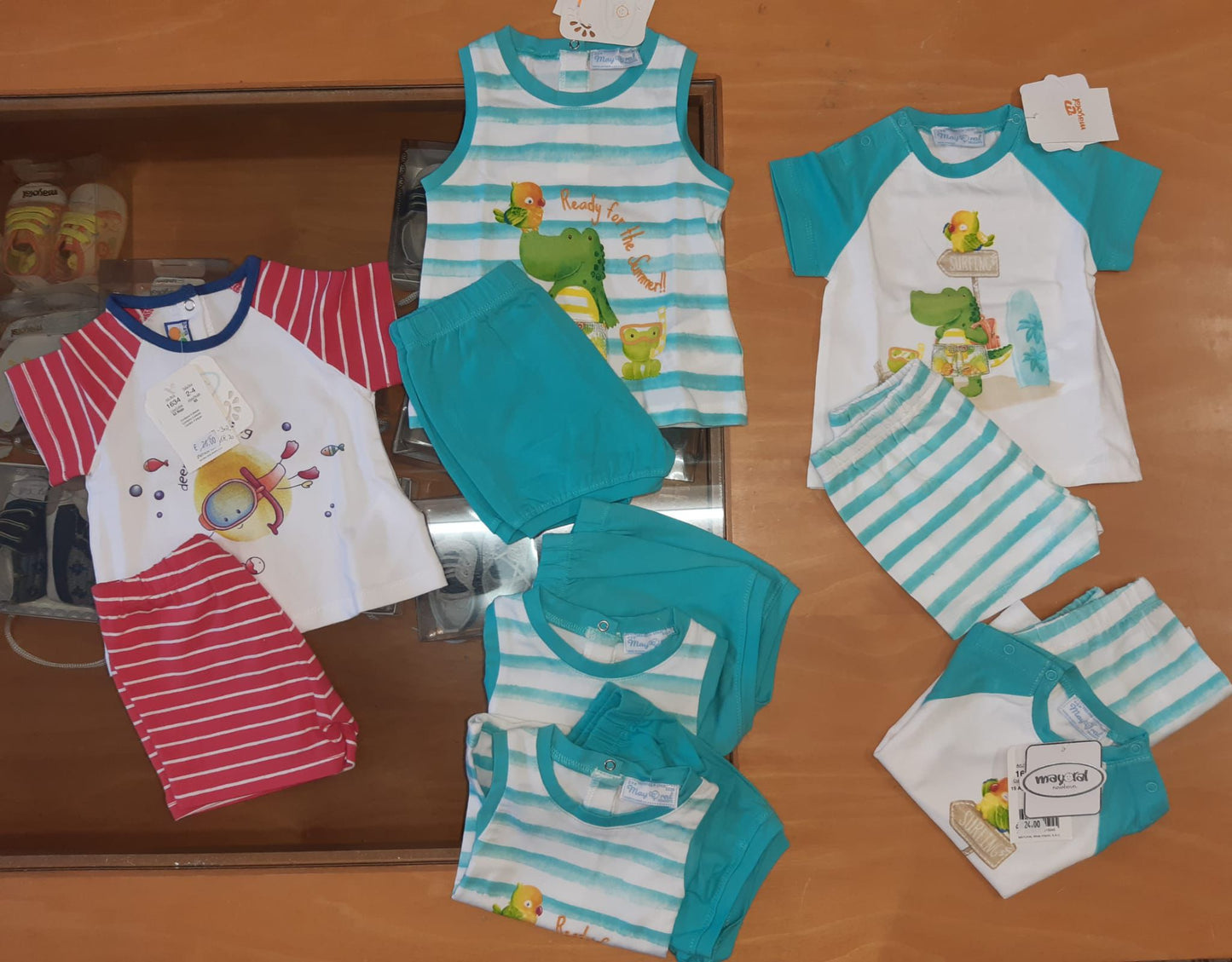 €5.00 per piece I DO, MAYORAL, J'AIME', GAIALUNA, etc. kids' clothing stock 221 pieces - SS - REF. TV6228