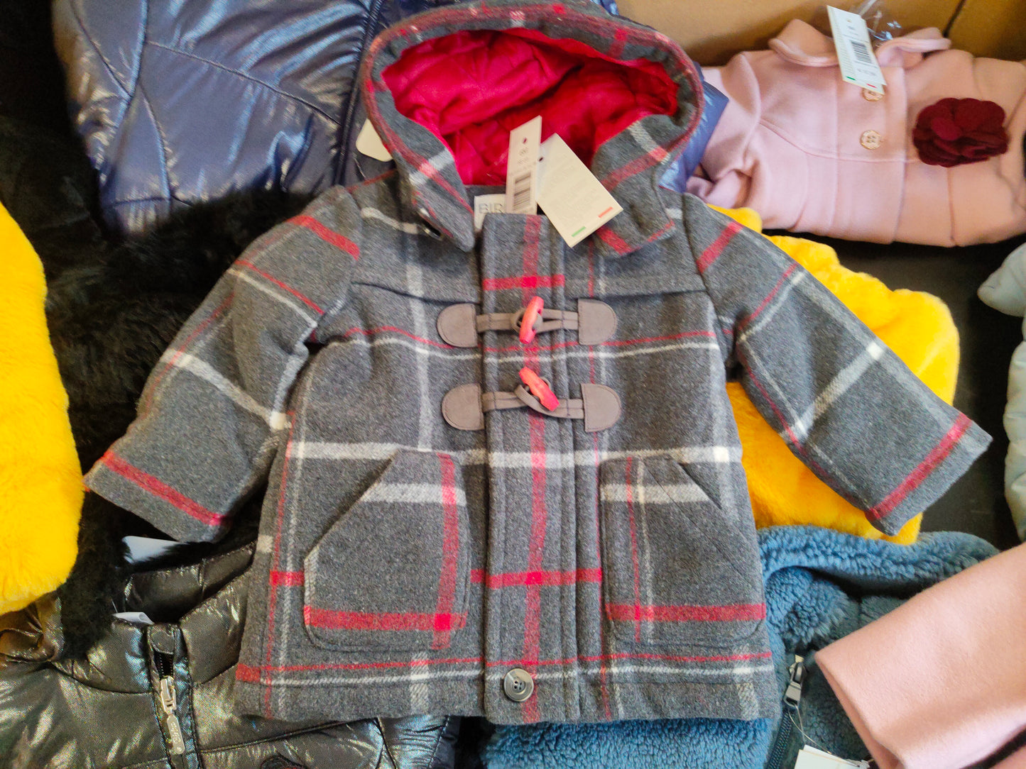 €6,00 al pezzo BIRBA, TRYBEYOND stock abbigliamento bambino 429 pezzi - A/I - RIF. 6094AF