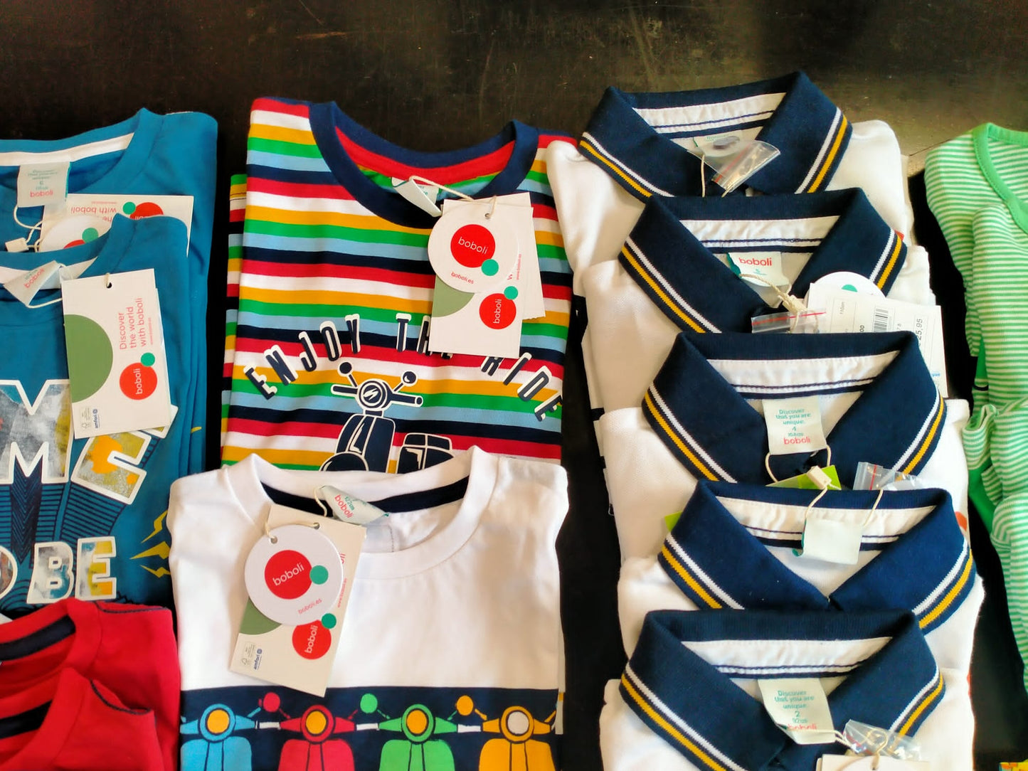 €4,00 al pezzo BOBOLI stock abbigliamento bambini 114 pezzi - P/E - RIF. 6075AF