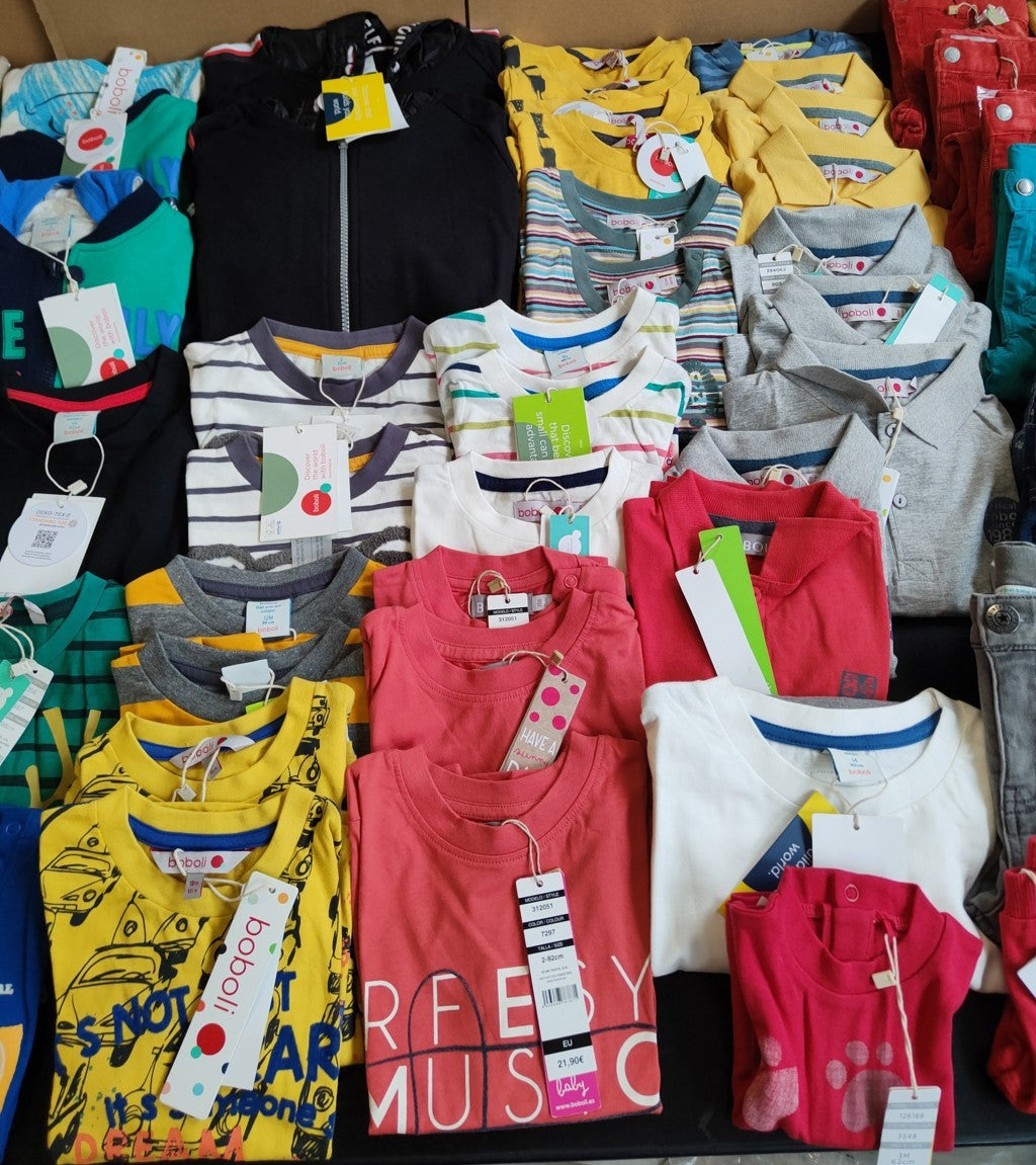 €4,83 al pezzo BOBOLI stock abbigliamento bambini 291 pezzi - A/I - RIF. 6091AF