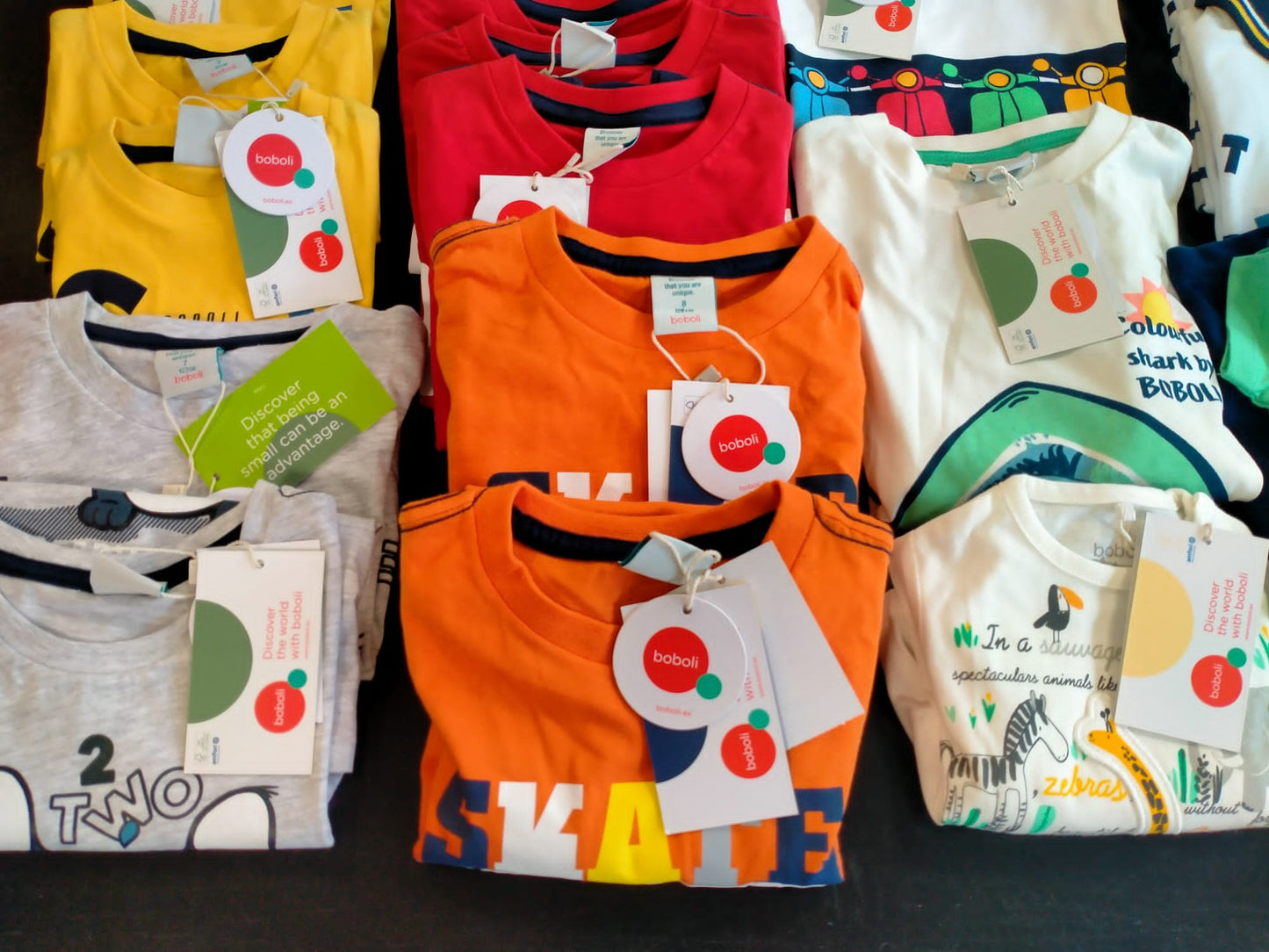 €4,00 al pezzo BOBOLI stock abbigliamento bambini 114 pezzi - P/E - RIF. 6075AF