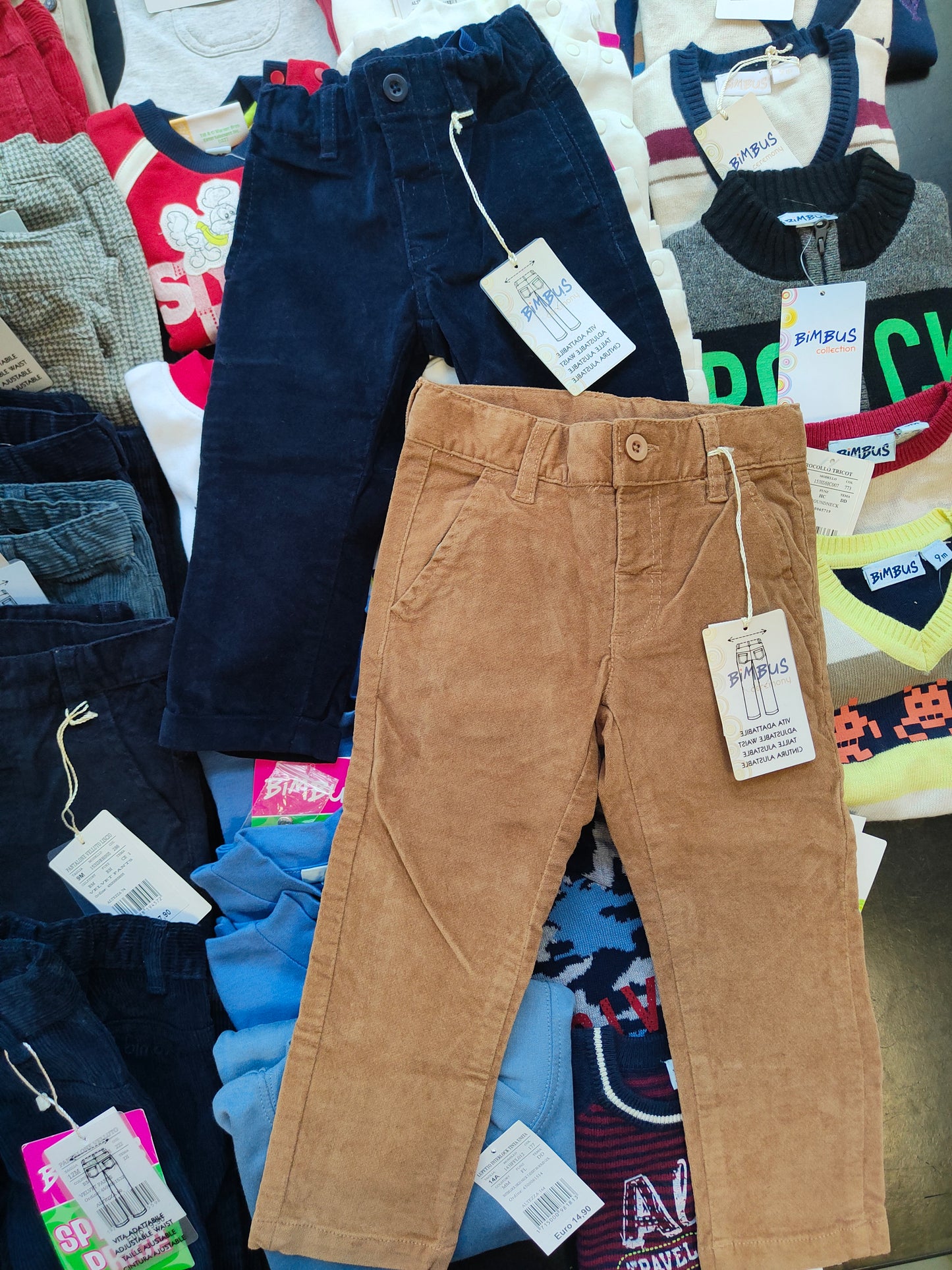 €6,23 al pezzo BRUMS, BIMBUS stock abbigliamento bambini 238 pezzi - A/I - RIF. 6092AF