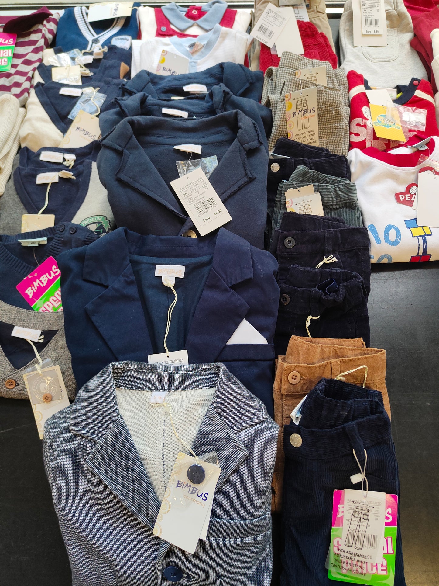 €6,23 al pezzo BRUMS, BIMBUS stock abbigliamento bambini 238 pezzi - A/I - RIF. 6092AF