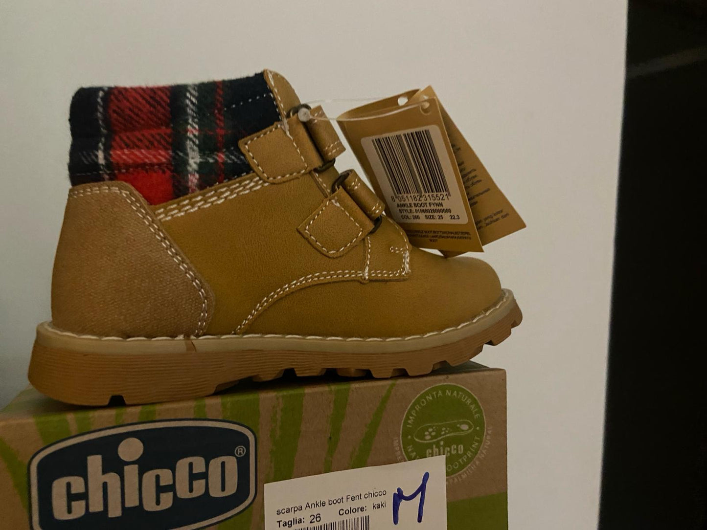 €14,90 al paio BALDUCCI, CHICCO, FALCOTTO, DIANETTI, LELLY KELLY, NATURINO, ecc. stock calzature bambini 161 paia - A/I - RIF. TV6201