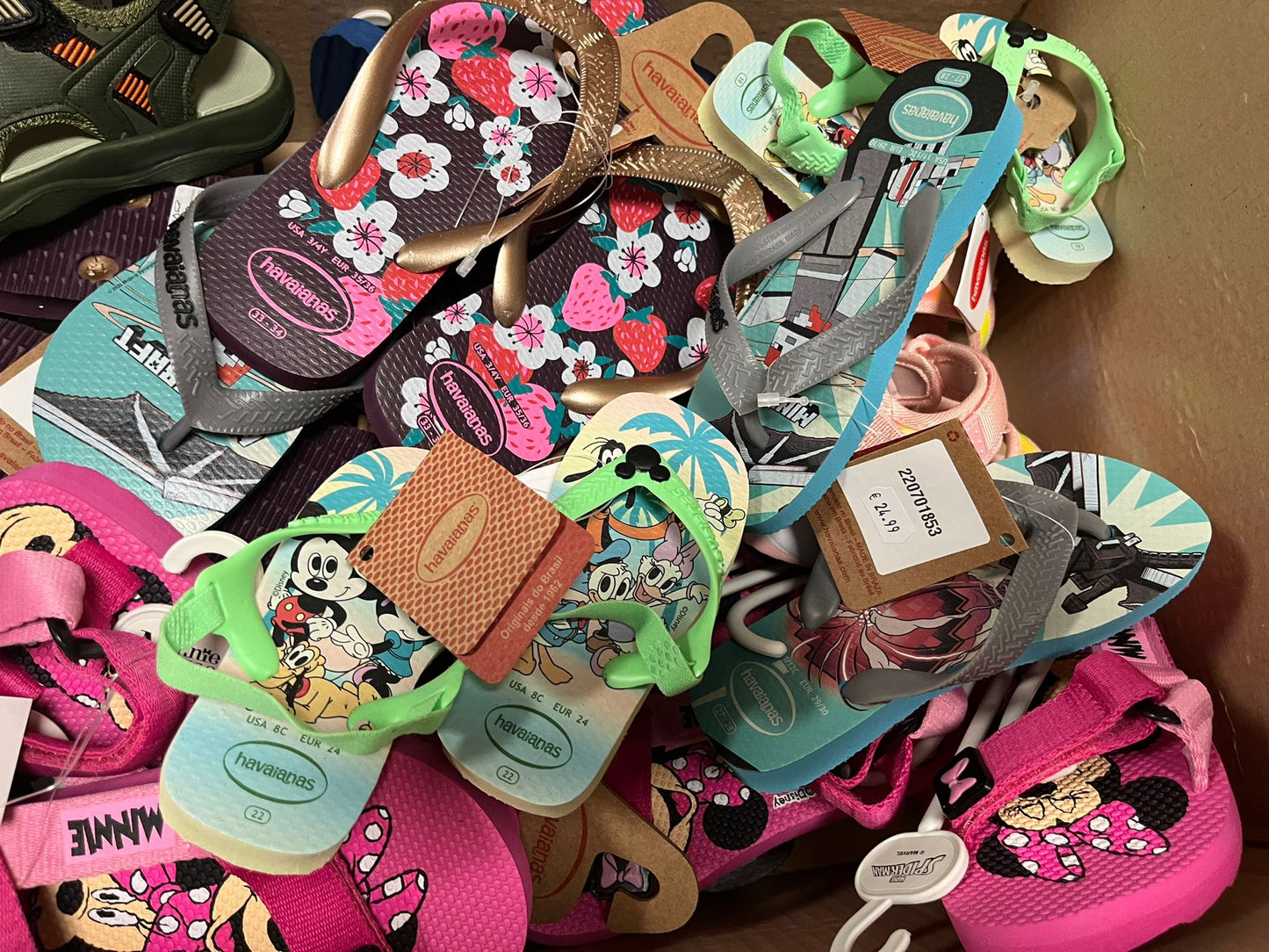 €9,13 al paio CHICCO, LIU JO, BALDUCCI, BIONATURA, FALCOTTO, NATURAL WORLD, ecc. stock calzature bambini 600 pezzi - P/E - RIF. 6089AF