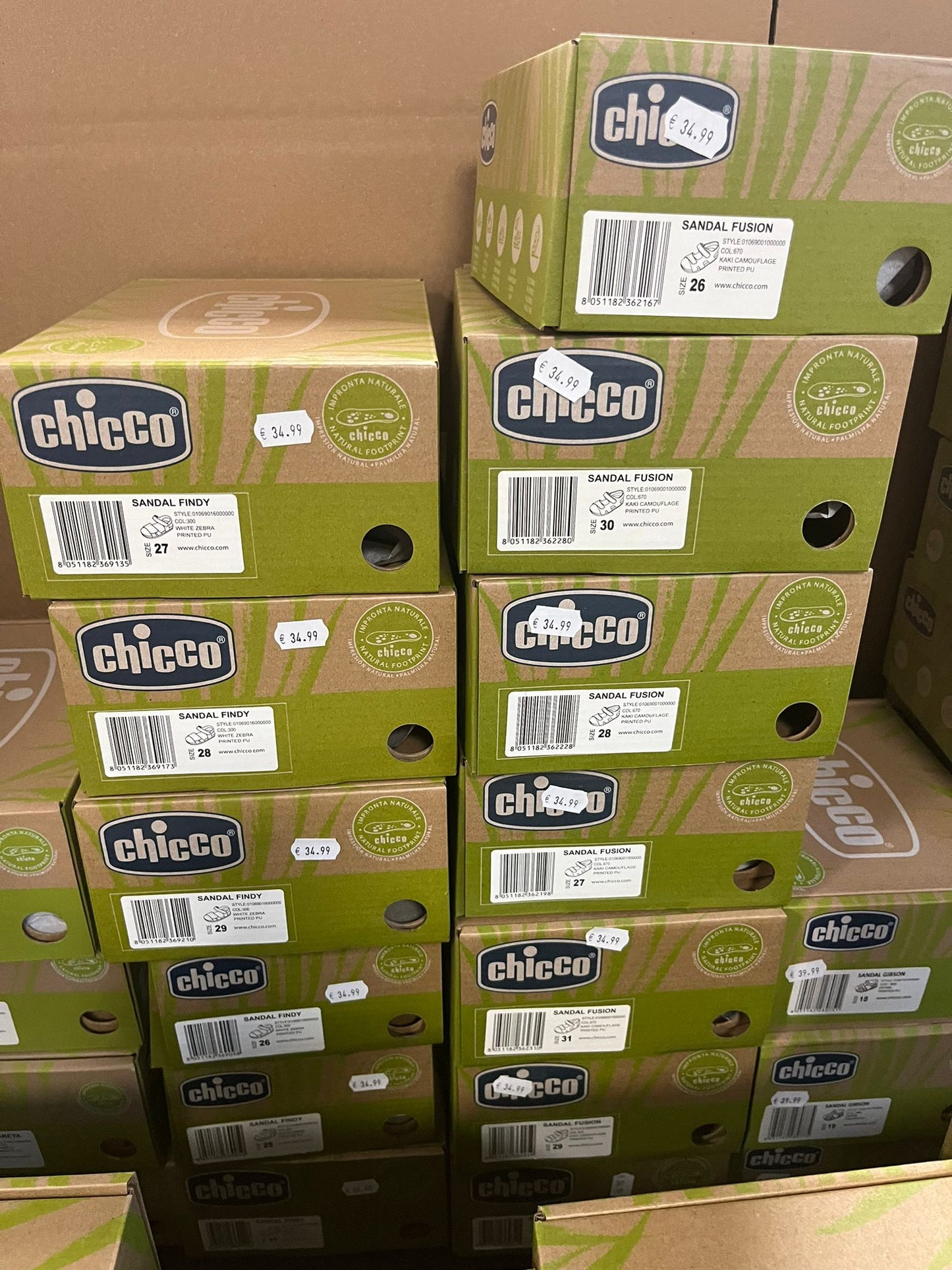 €9,13 al paio CHICCO, LIU JO, BALDUCCI, BIONATURA, FALCOTTO, NATURAL WORLD, ecc. stock calzature bambini 600 pezzi - P/E - RIF. 6089AF