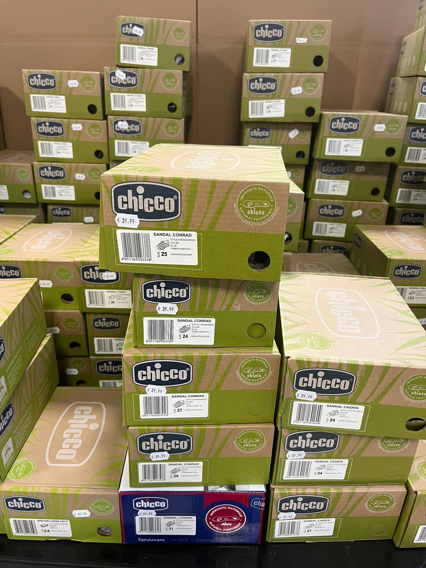 €9,13 al paio CHICCO, LIU JO, BALDUCCI, BIONATURA, FALCOTTO, NATURAL WORLD, ecc. stock calzature bambini 600 pezzi - P/E - RIF. 6089AF