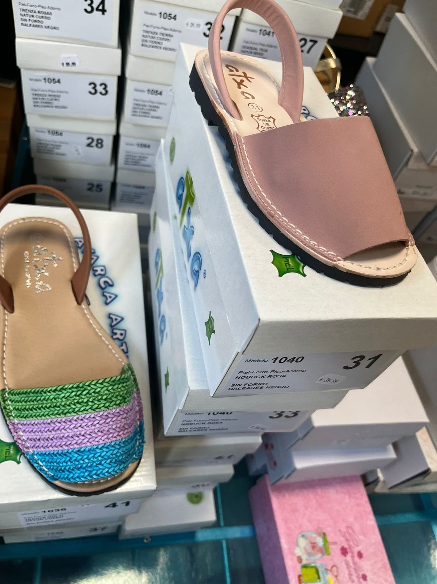 €9,13 al paio CHICCO, LIU JO, BALDUCCI, BIONATURA, FALCOTTO, NATURAL WORLD, ecc. stock calzature bambini 600 pezzi - P/E - RIF. 6089AF