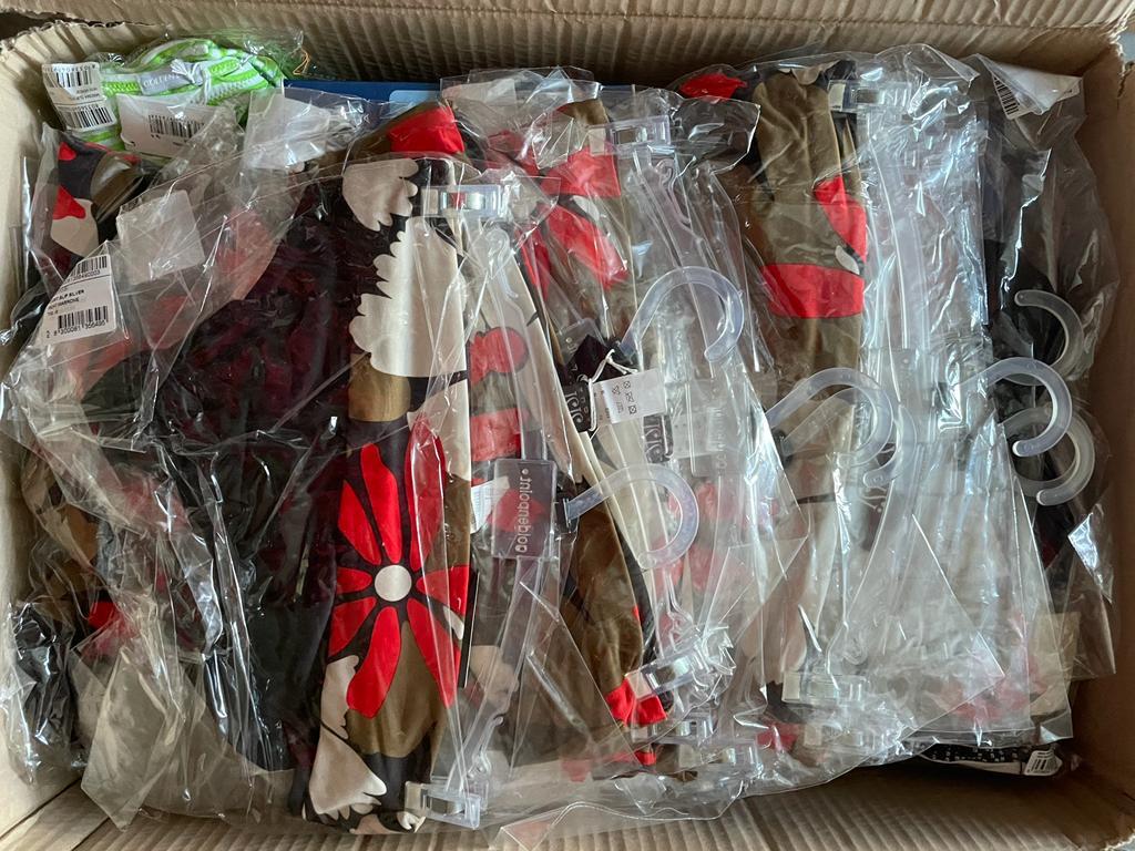 €1.30 per piece GOLDEN LADY stock women's costumes 3000 pieces - S/S - REF. TV6078