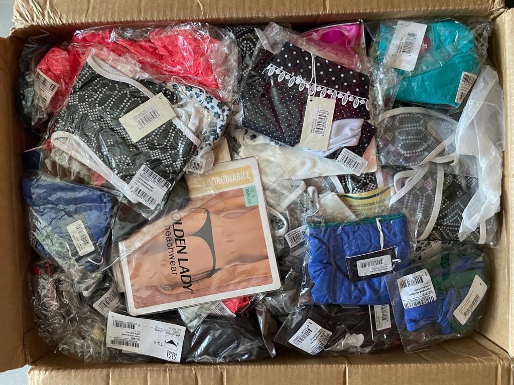 €1.30 per piece GOLDEN LADY stock women's costumes 3000 pieces - S/S - REF. TV6078