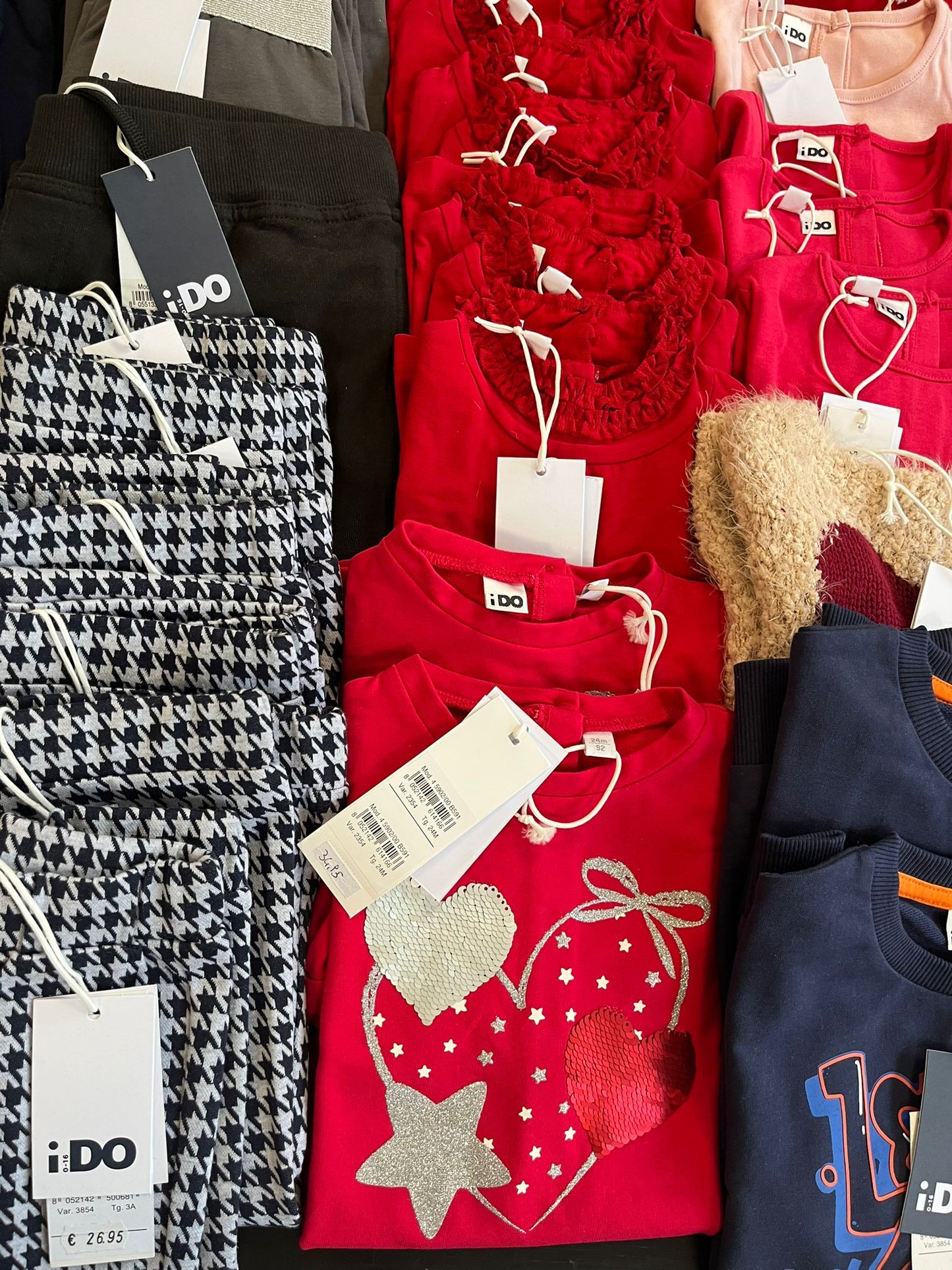 €4,38 al pezzo I DO stock abbigliamento bambini 162 pezzi - A/I - RIF. 6090AF