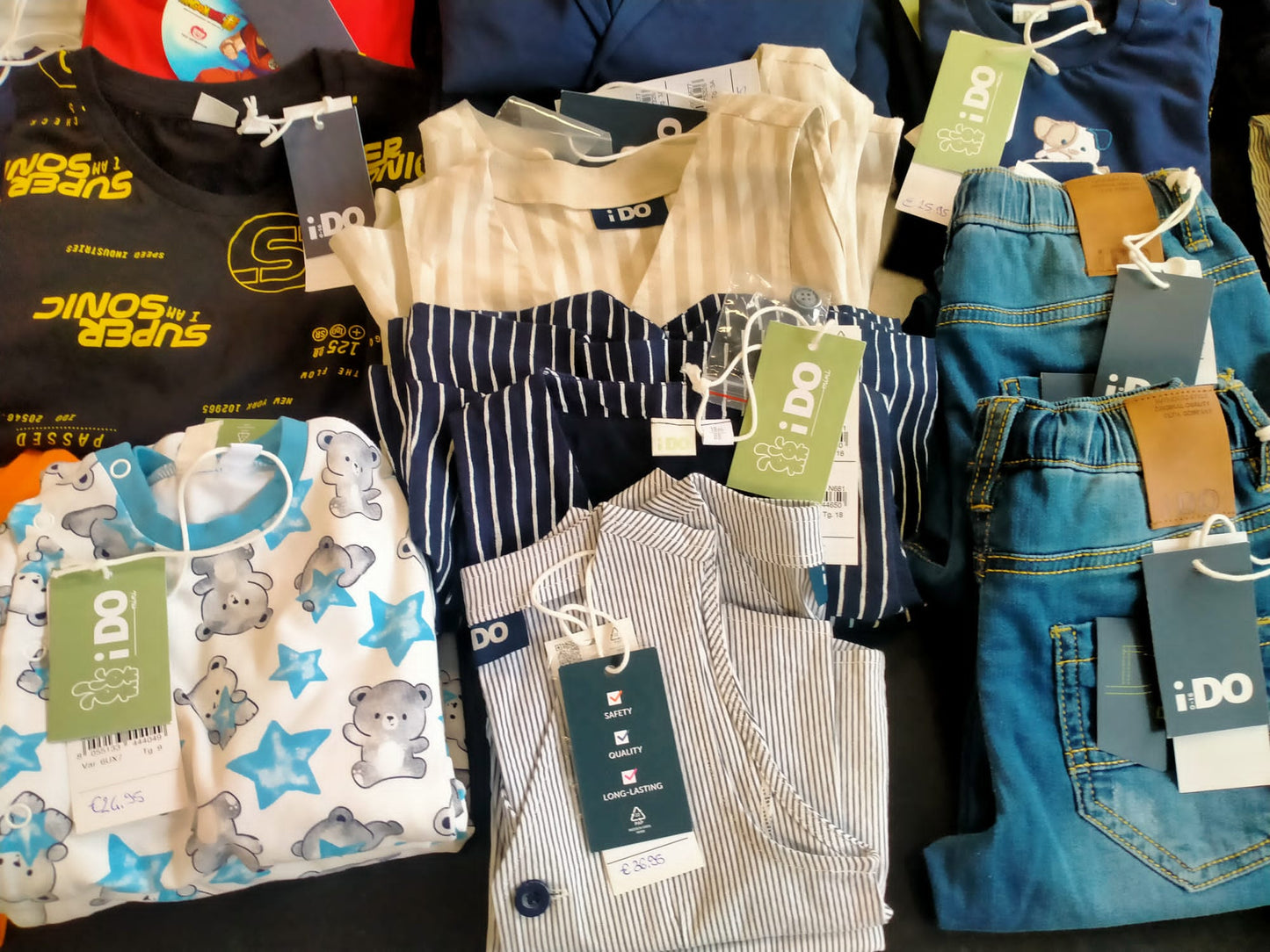€4,00 al pezzo I DO stock abbigliamento e accessori bambini 419 pezzi - P/E - RIF. 6074AF