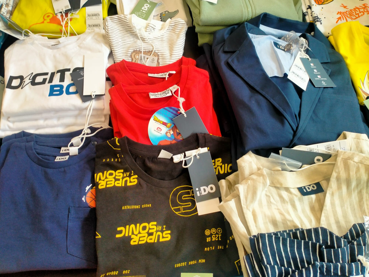€4,00 al pezzo I DO stock abbigliamento e accessori bambini 419 pezzi - P/E - RIF. 6074AF