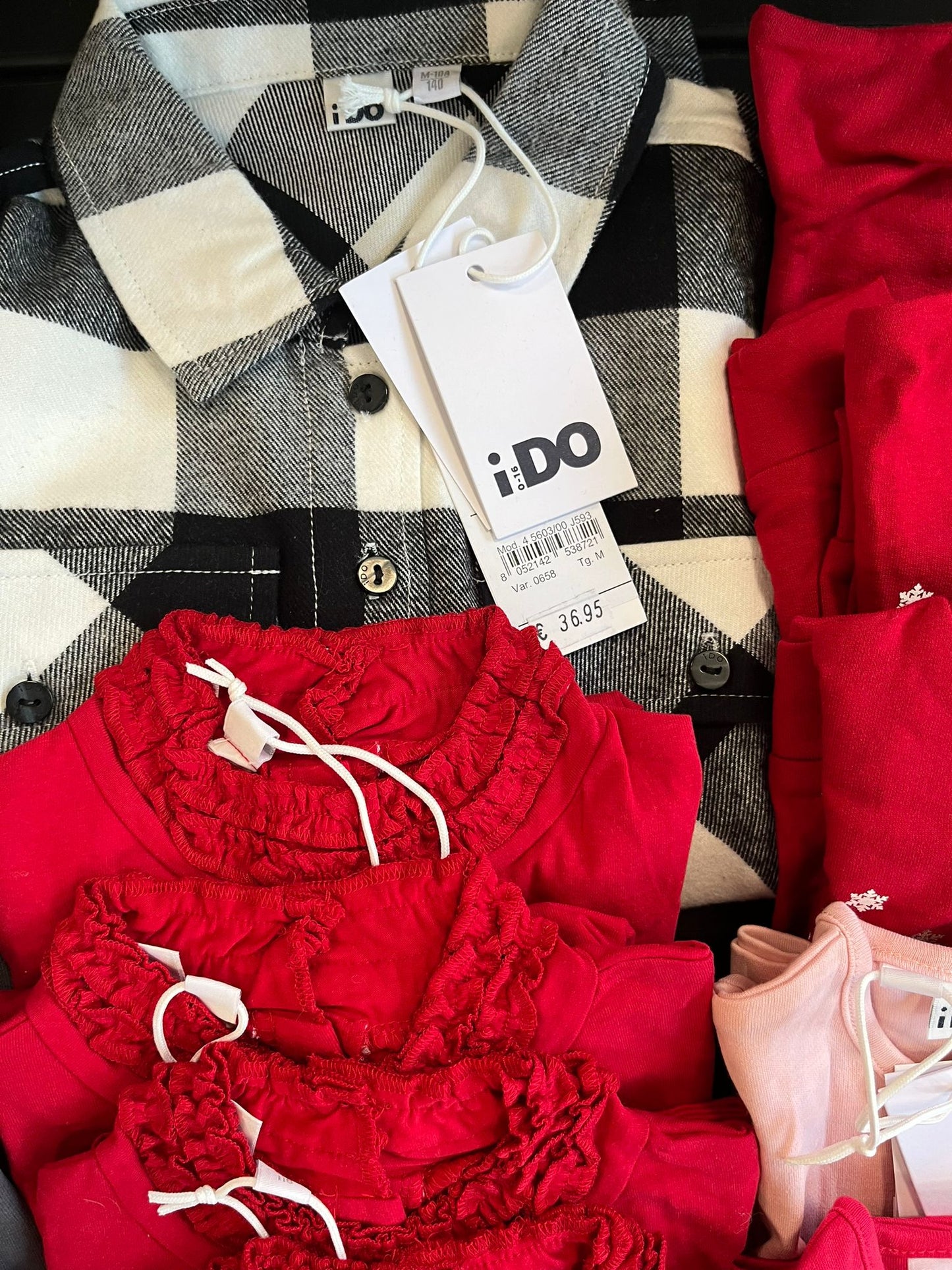 €4,38 al pezzo I DO stock abbigliamento bambini 162 pezzi - A/I - RIF. 6090AF