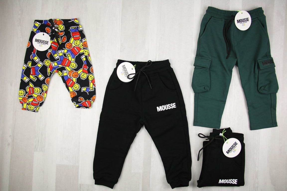 €7,00 al pezzo BUTNOT, FRED MELLO, PARENTAL ADVISORY, TOURISTE, FUNBEE, ecc. stock abbigliamento bambino 123 pezzi - P/E - A/I - RIF. 6183AF
