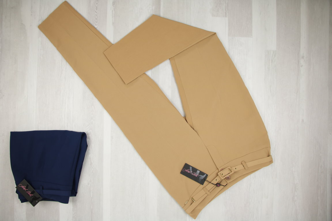 €6,80 al pezzo SARAH CHOLE, MISS MISS, GIORGIA & JOHNS, GRAFFIO, ecc. stock abbigliamento donna 129 pezzi - P/E - RIF. 6061AF