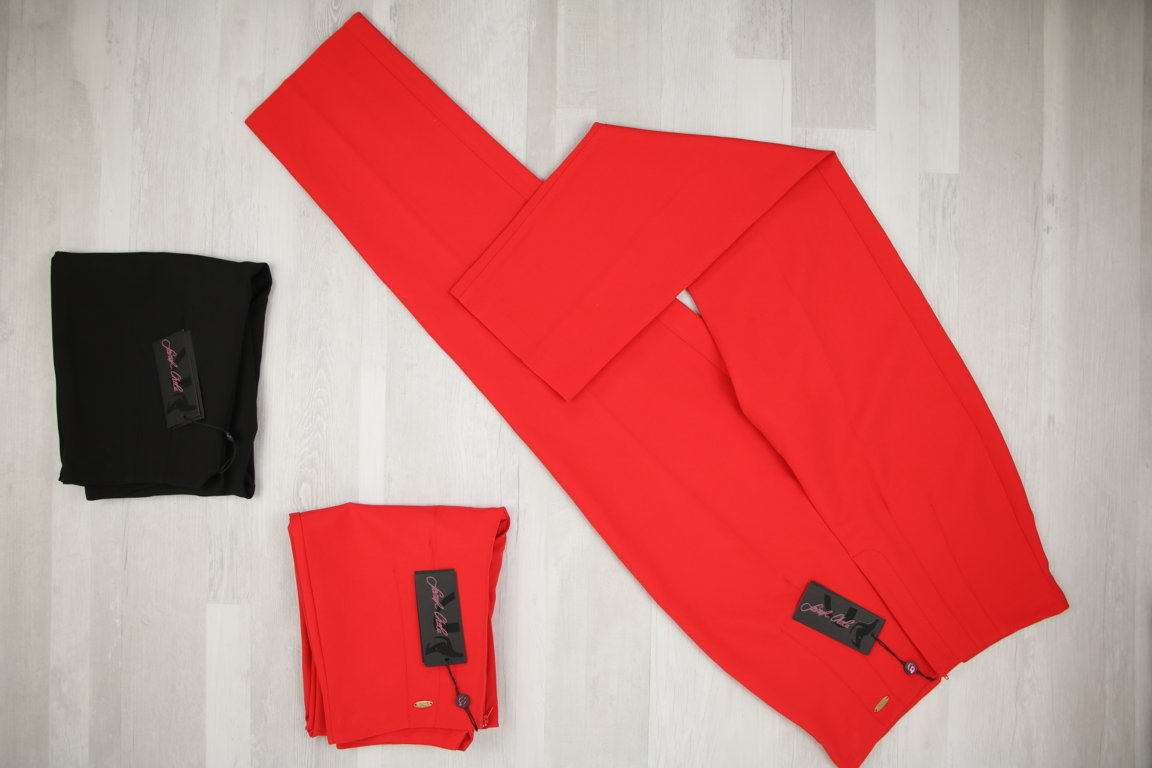 €6,80 al pezzo SARAH CHOLE, MISS MISS, GIORGIA & JOHNS, GRAFFIO, ecc. stock abbigliamento donna 129 pezzi - P/E - RIF. 6061AF