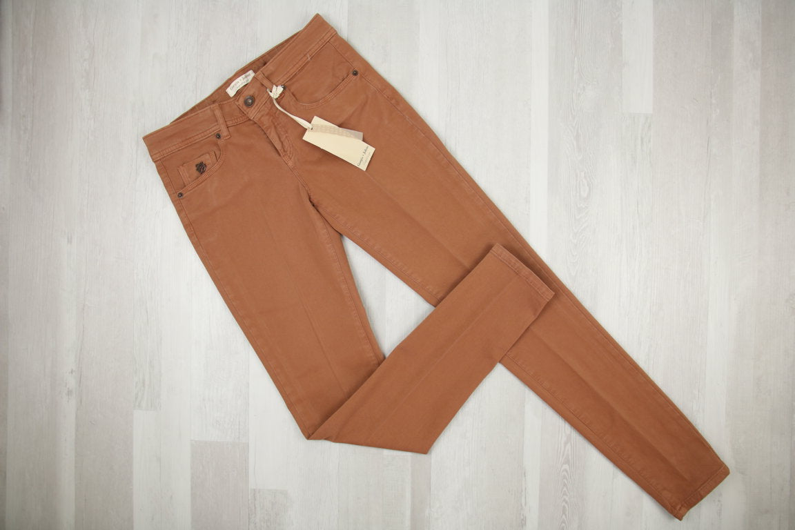 €6,80 al pezzo SARAH CHOLE, MISS MISS, GIORGIA & JOHNS, GRAFFIO, ecc. stock abbigliamento donna 129 pezzi - P/E - RIF. 6061AF