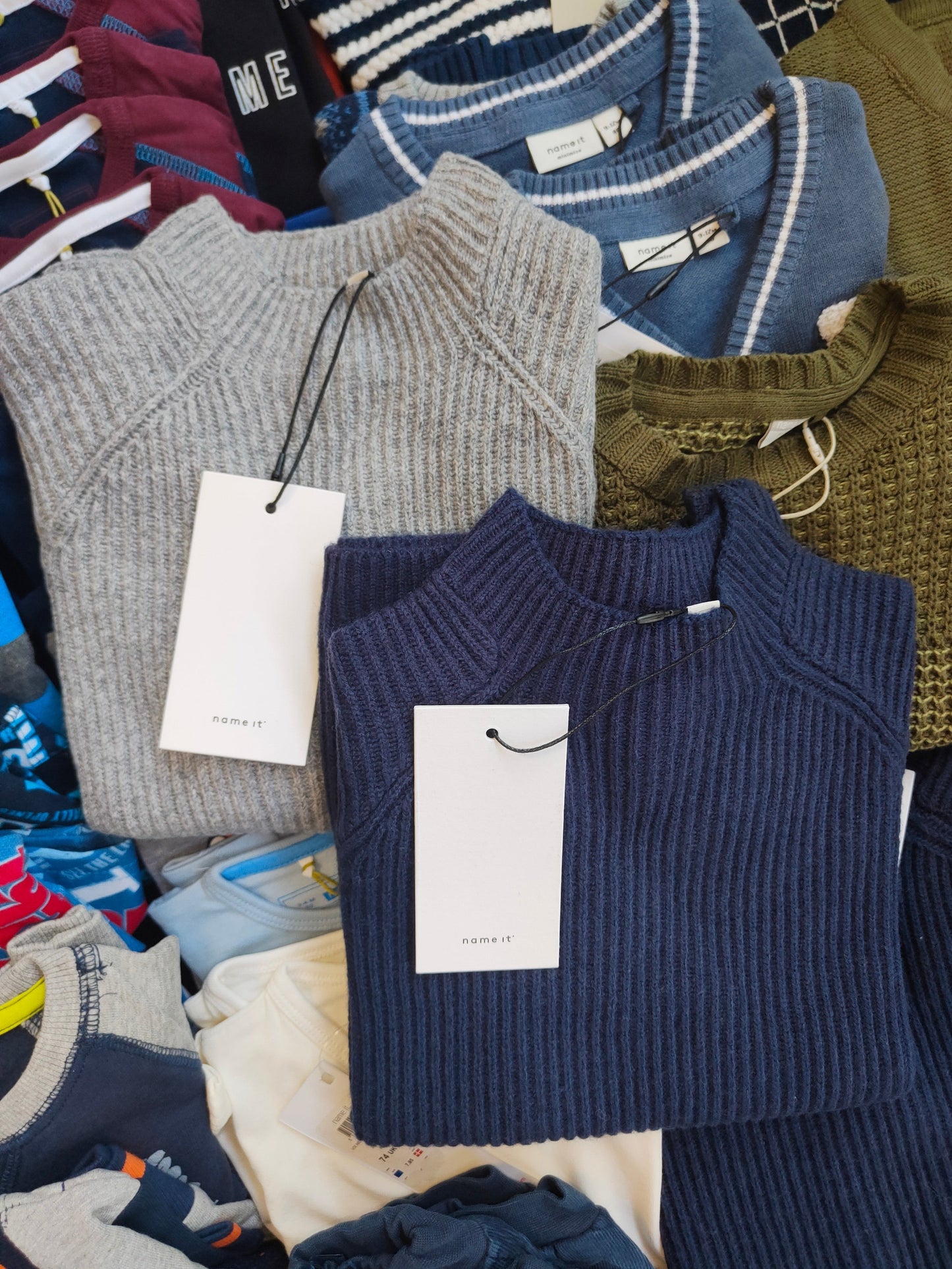 €3,81 al pezzo NAME IT stock abbigliamento bambini 190 pezzi - A/I - RIF. 6102AF