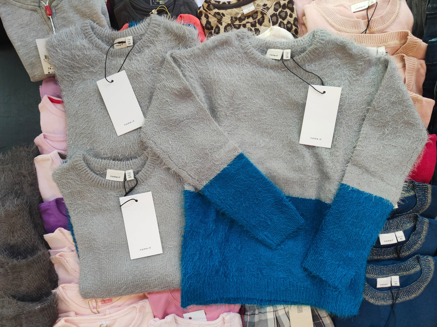 €3,81 al pezzo NAME IT stock abbigliamento bambini 190 pezzi - A/I - RIF. 6102AF
